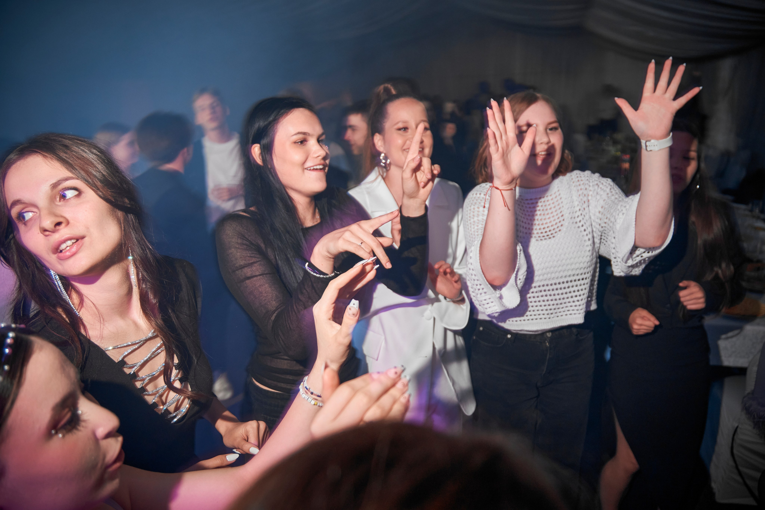 ВЫПУСКНЫЕ. Николай Большаков