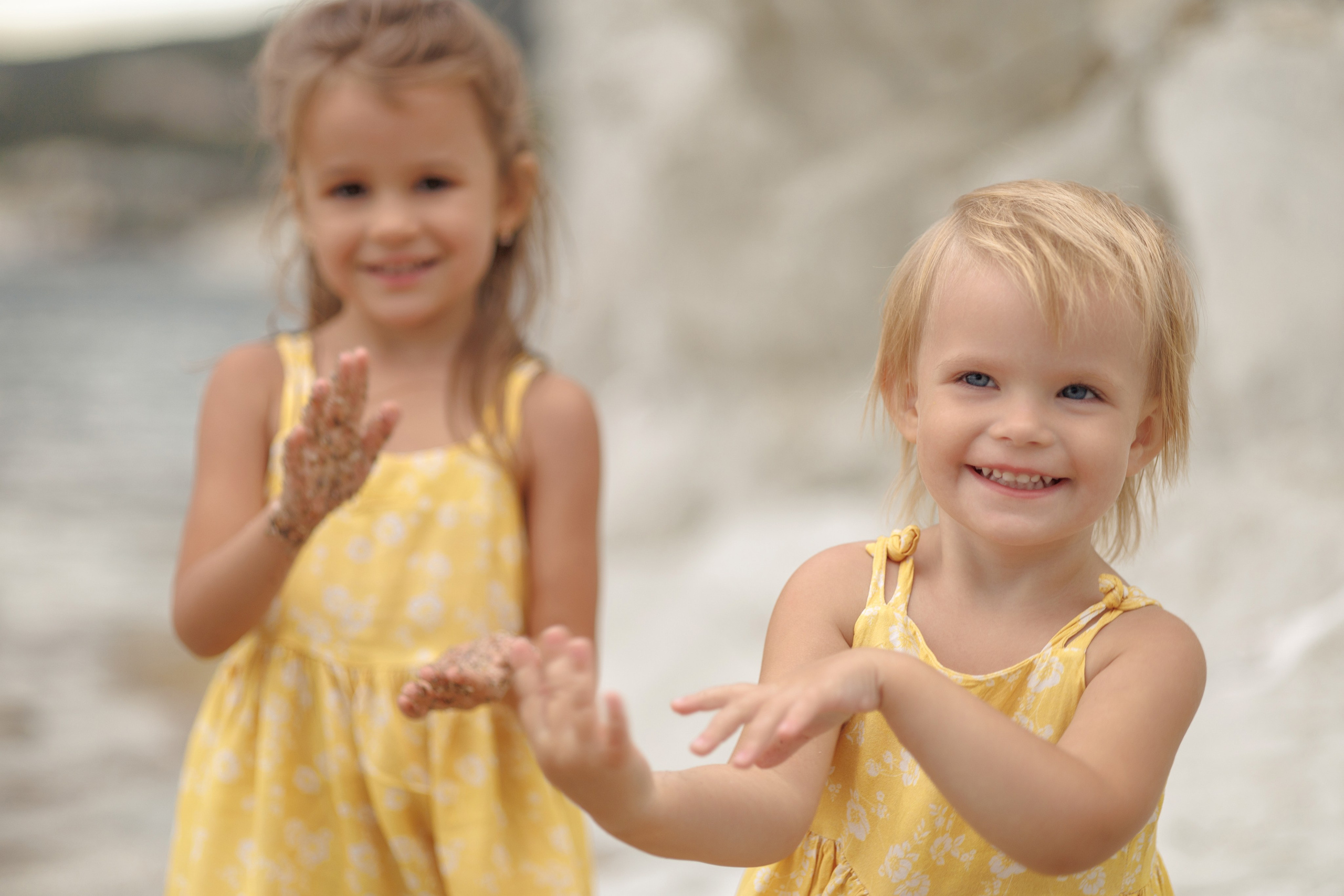 На пустынном пляже. Семейный и портретный фотограф в Геленджике Любовь Бодрова