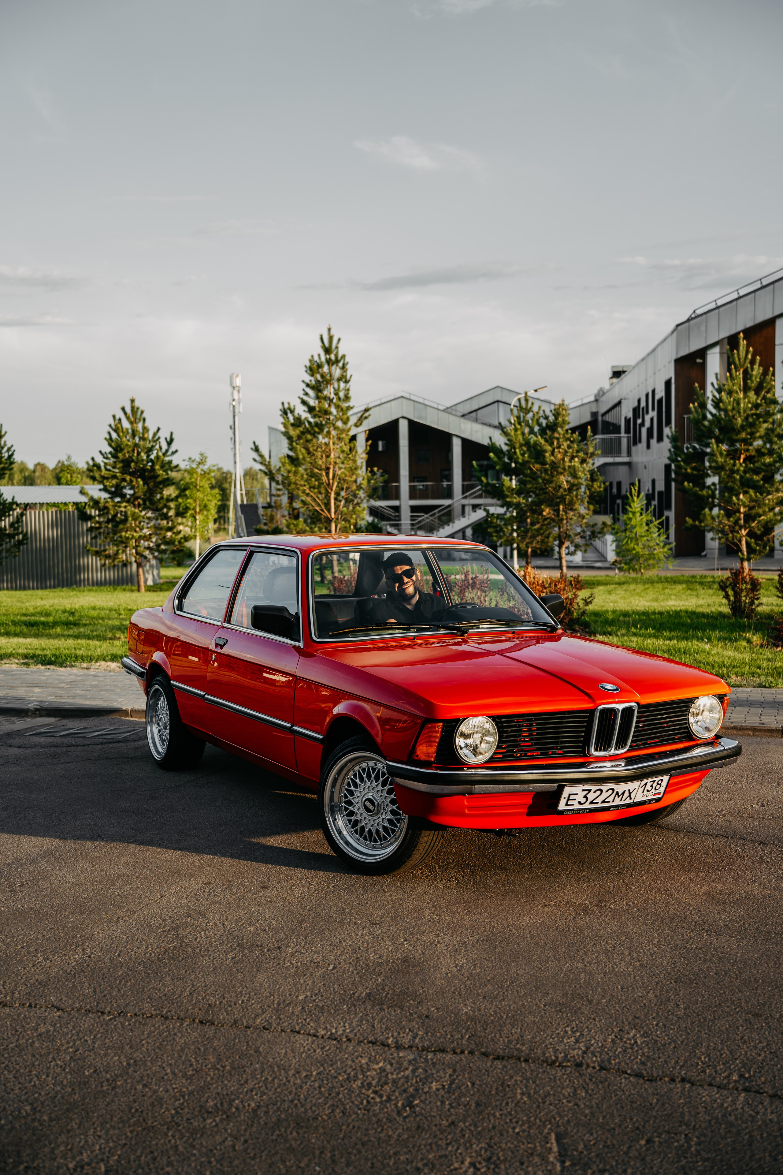 BMW e21. Фотограф, видеограф и пилот дрона на Байкале