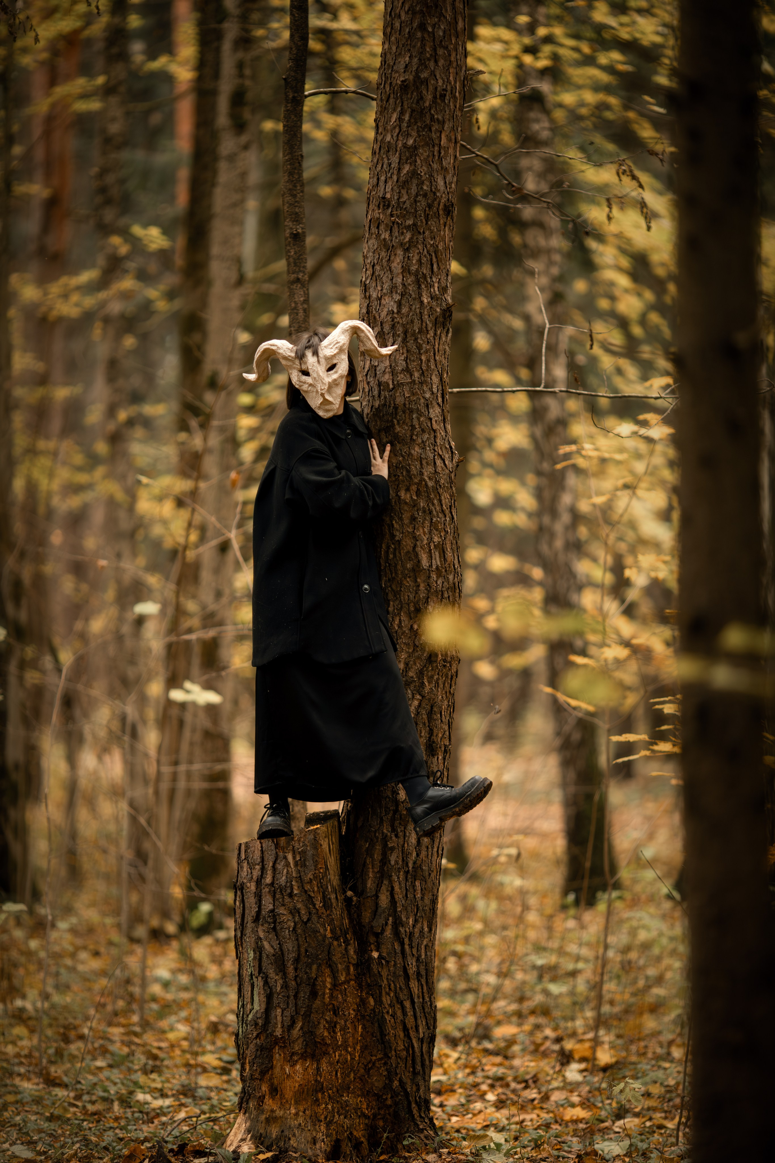 Фотопроект «Духи леса» — маски из папье-маше, свет и тишина природы. Фотограф Анна Грошикова — авторская съёмка на рассвете и закате в Москве, Мытищах, Солнечногорске и Московской области
