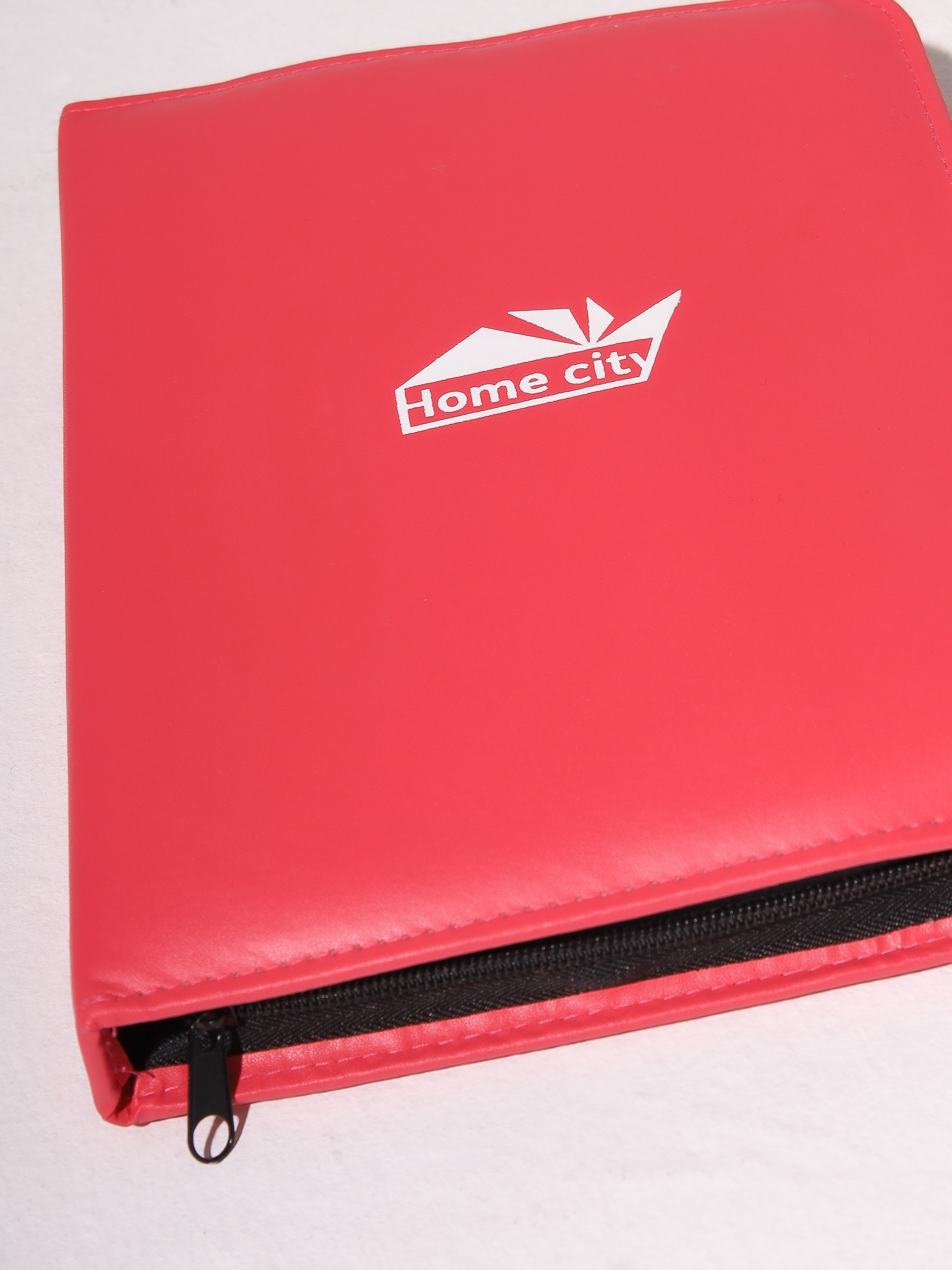 Швейный набор. Ваш семейный фотограф