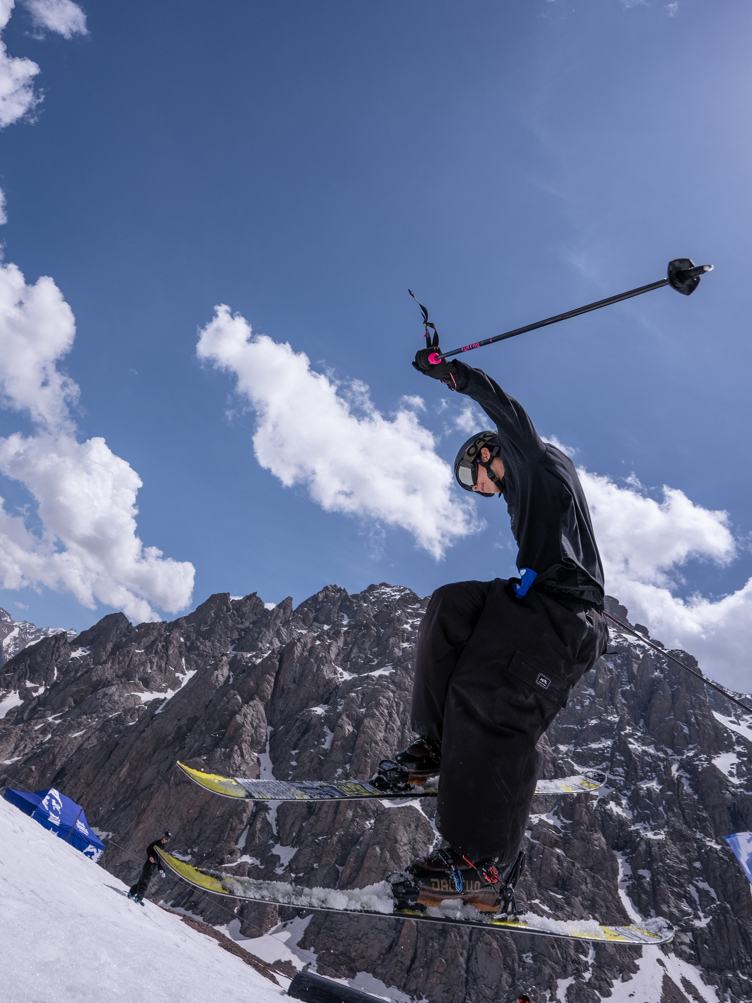 Gorilla IMBA CAMP 2026. Сайт Алматинского НЮ АРТ, будуар и фэшн фотографа Дениса Карпенко