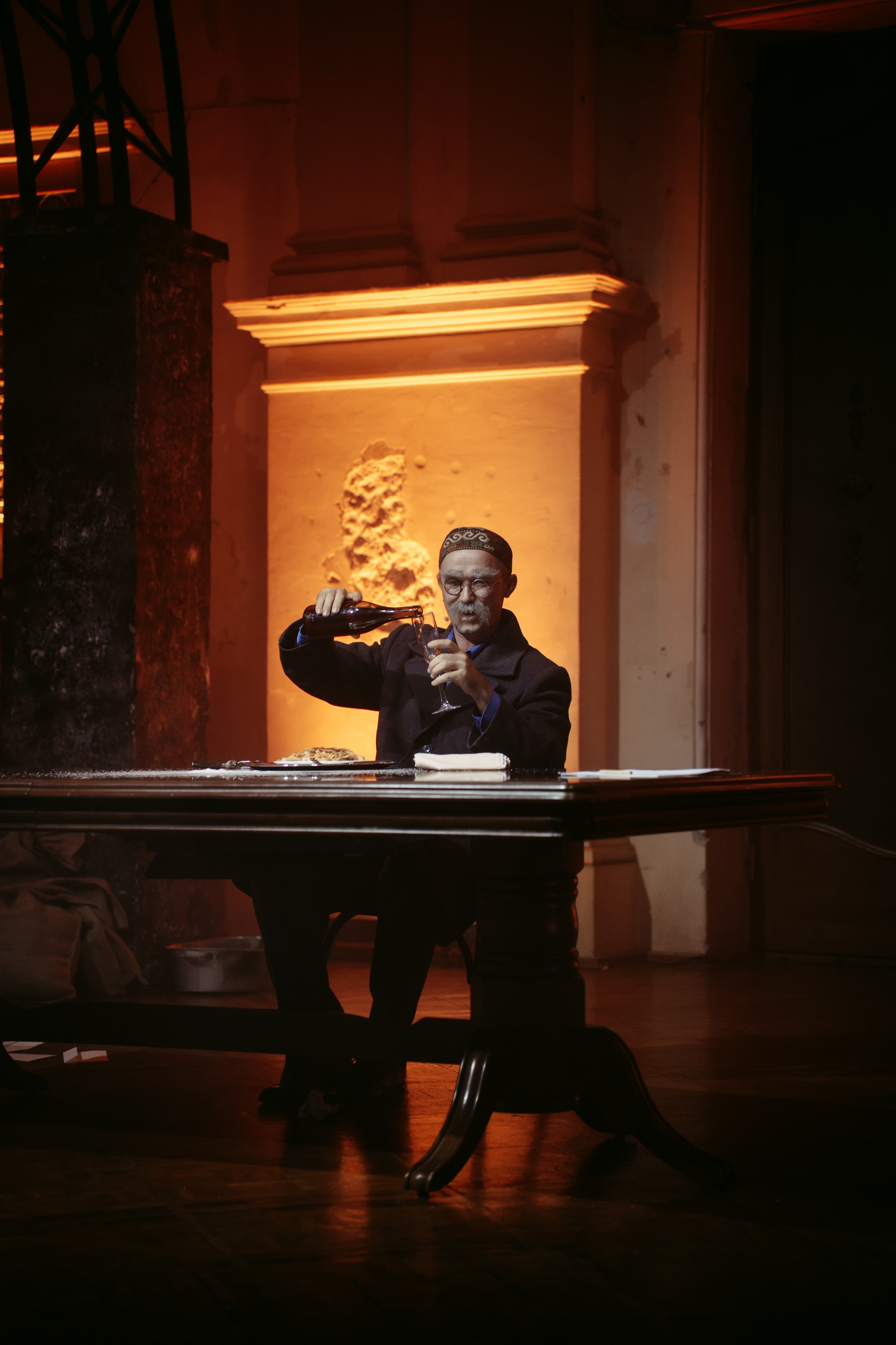 Горький оптимизм. Главная