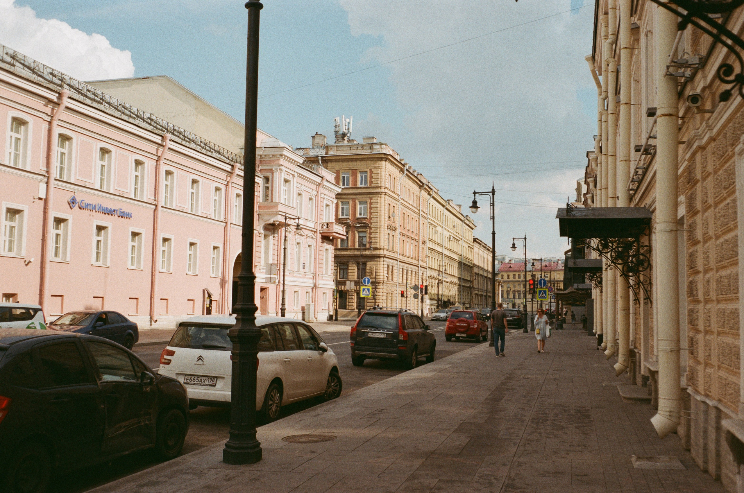 Прогулка по Питеру после отраслевой конференции / Minox 35GT