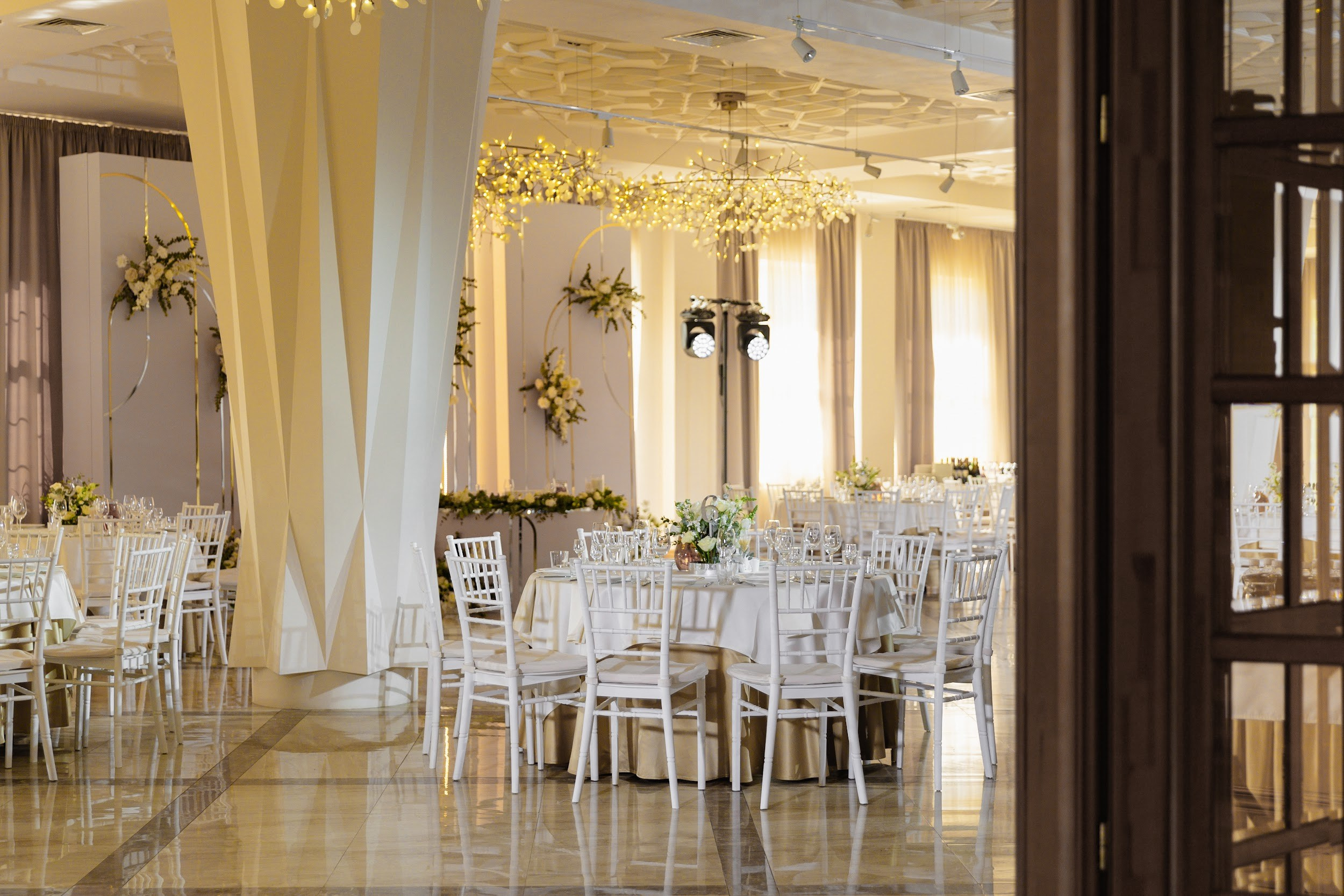 01.06 Вера и Гор. Свадебный организатор Екатеринбург