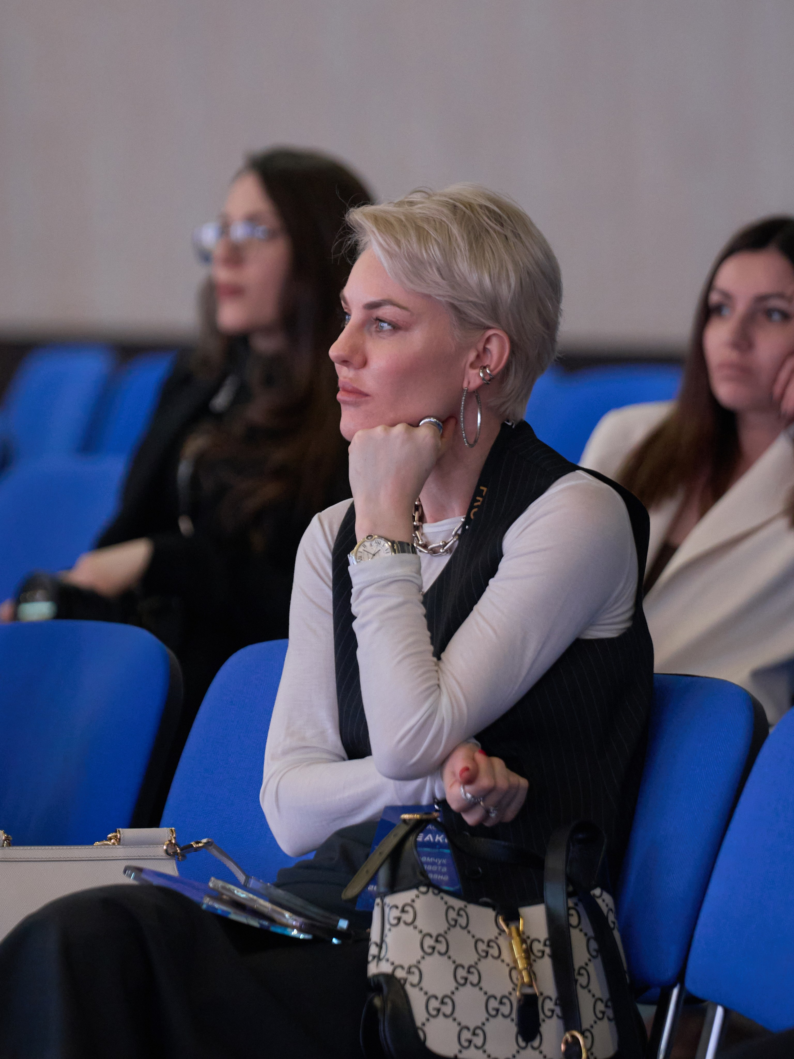 СЛУШАТЕЛИ. PRO-AGELESS