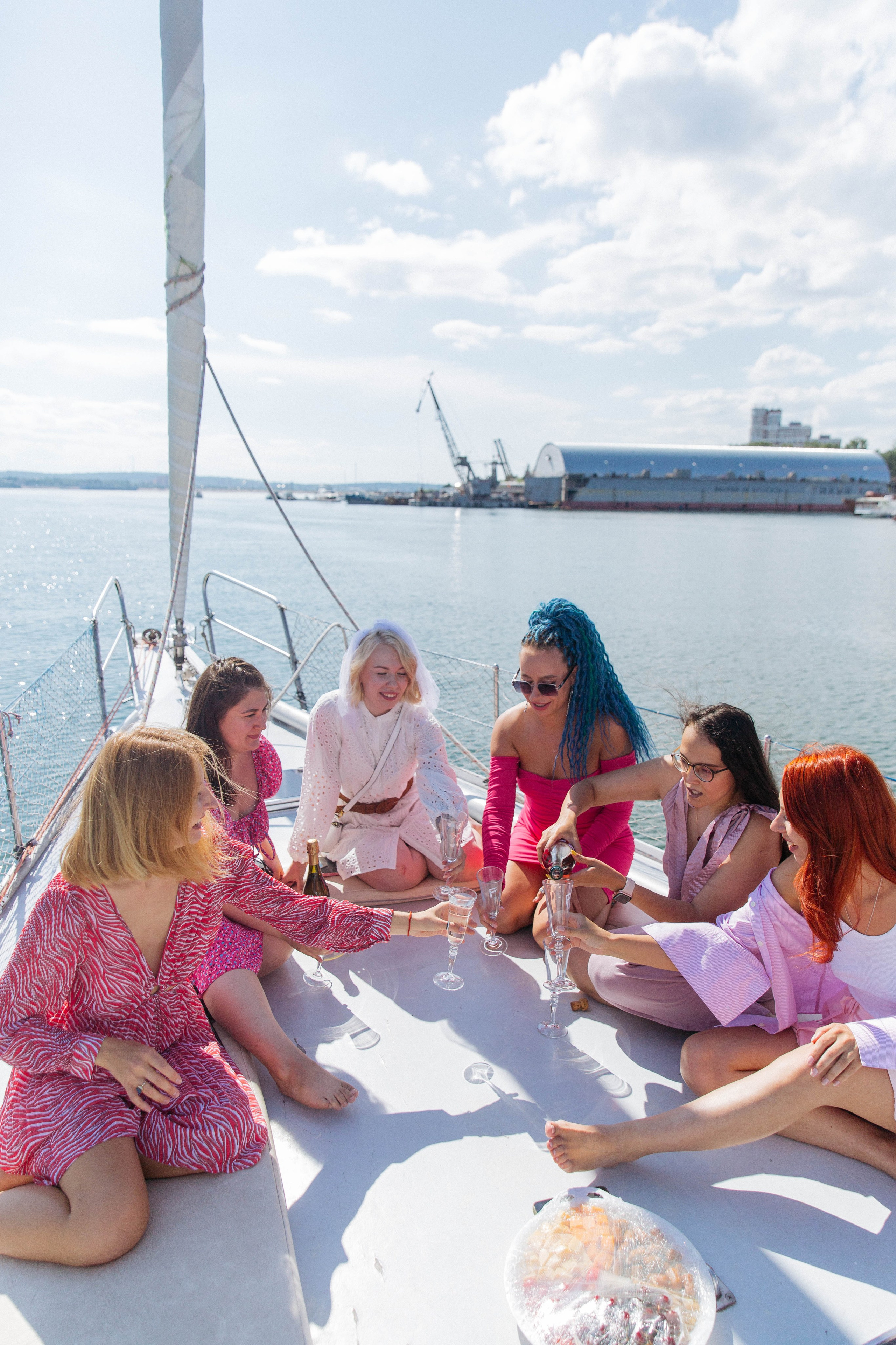 Девичник. Главная