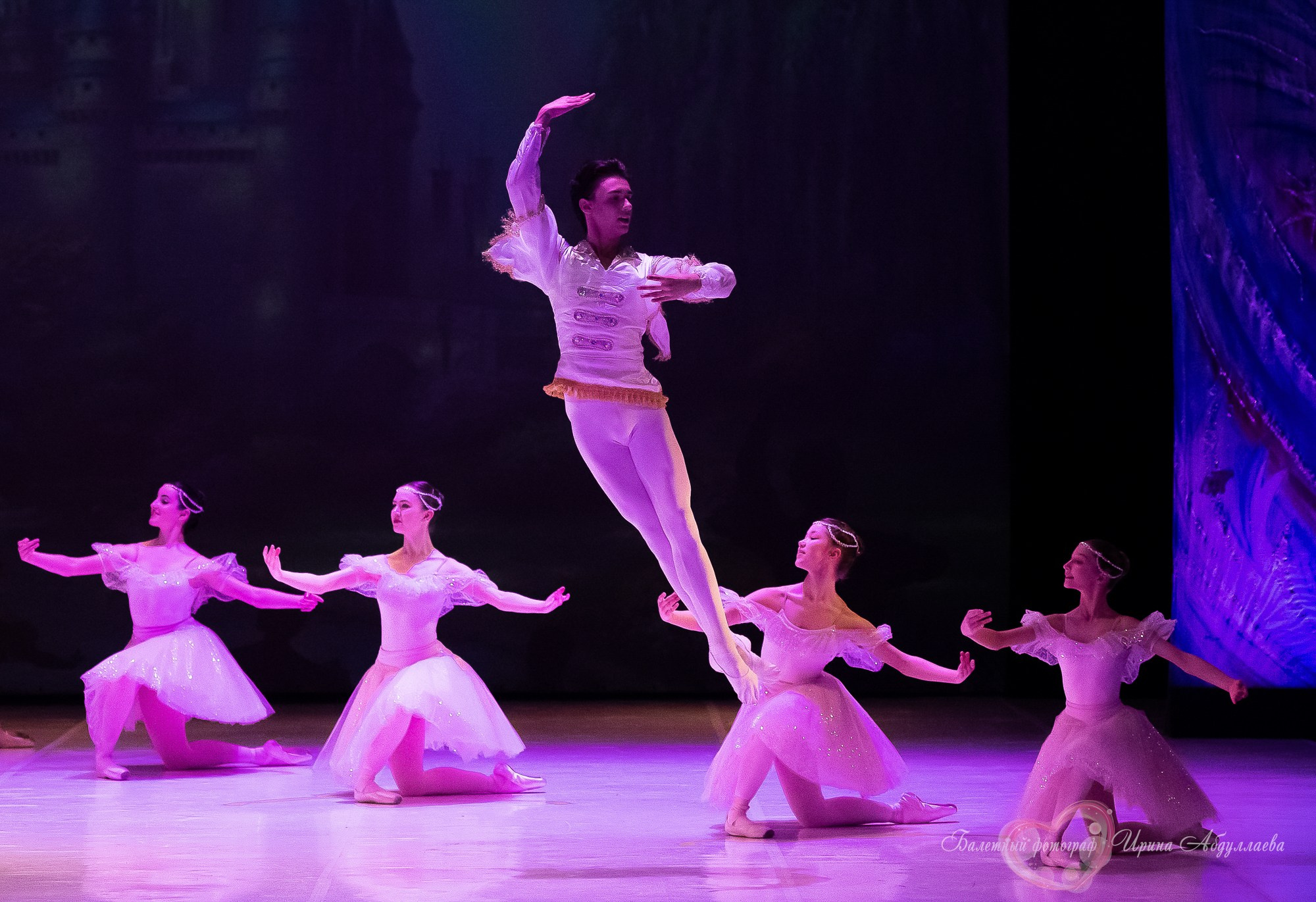 Хореографический колледж ЛЕДЯХ «НАСТАВНИКИ»