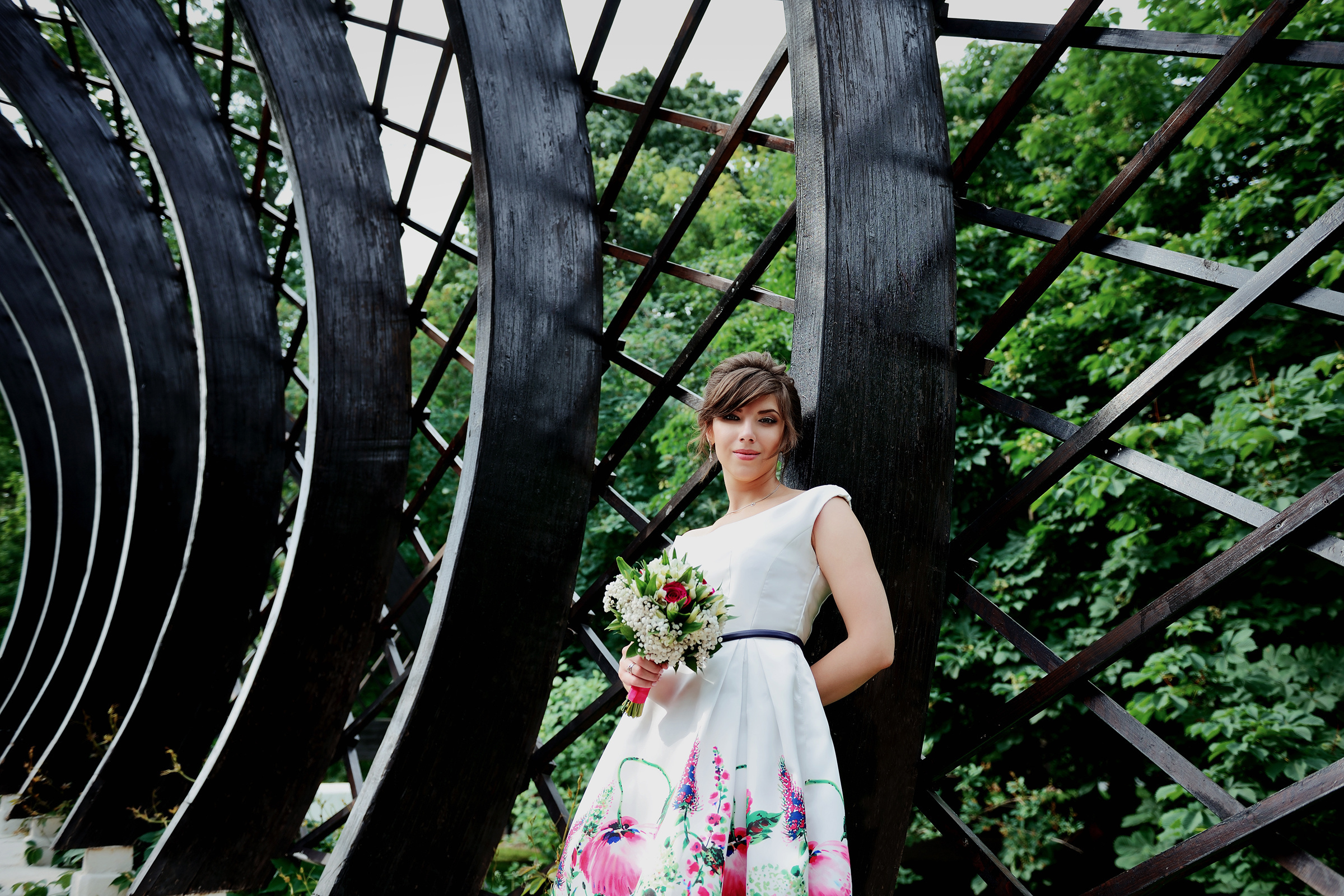 свадебная фотосессия нескучный сад