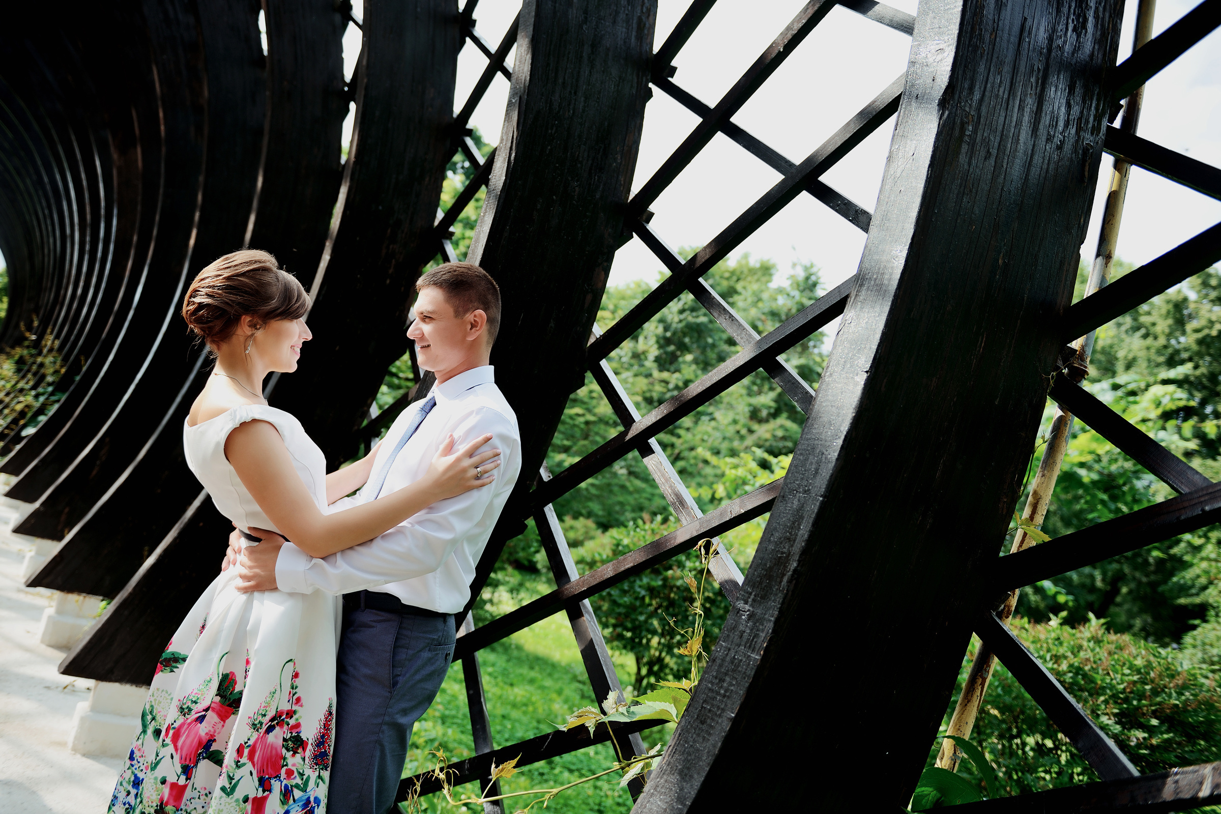 свадебная фотосессия нескучный сад