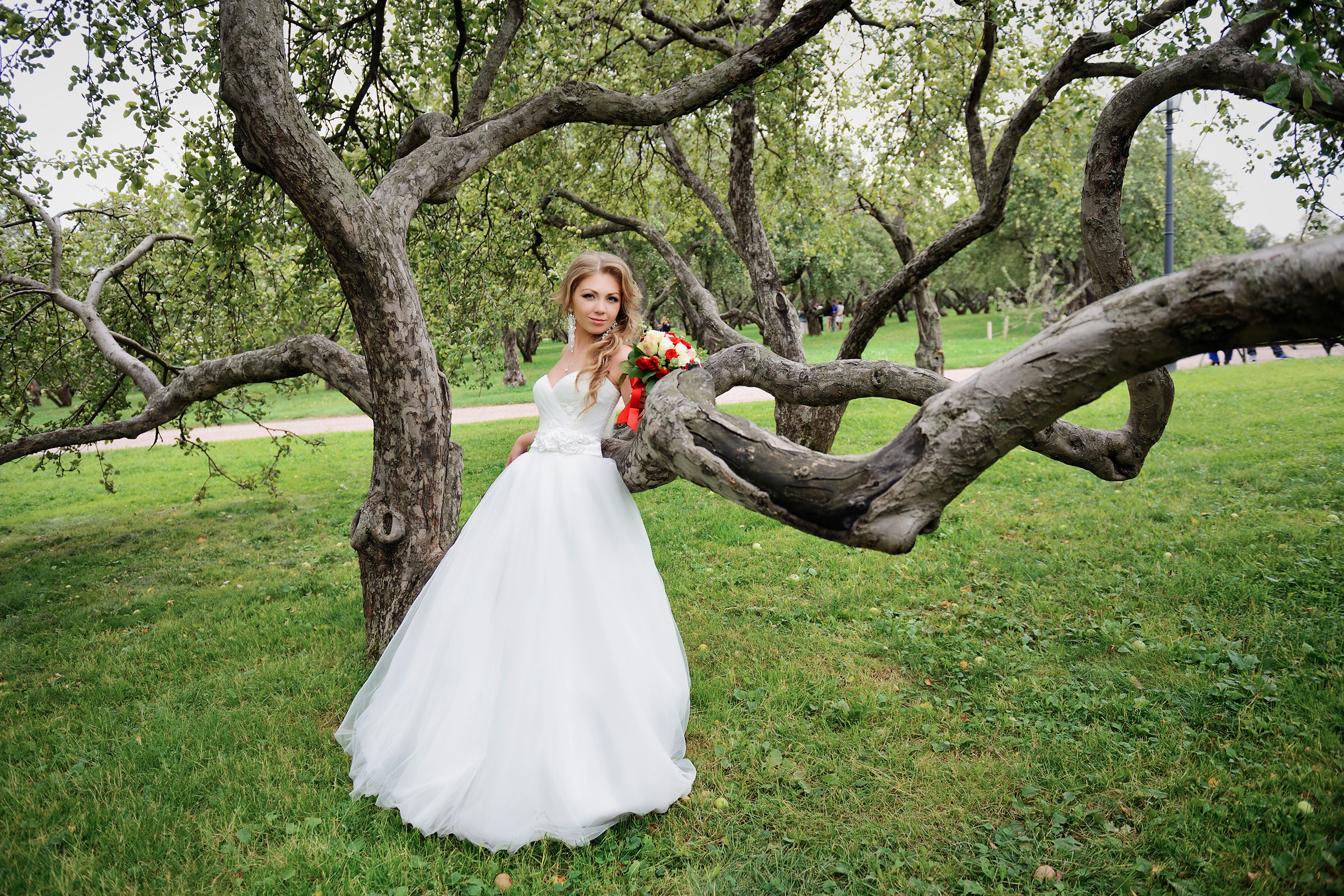 свадебная фотосессия в усадьбе коломенское
