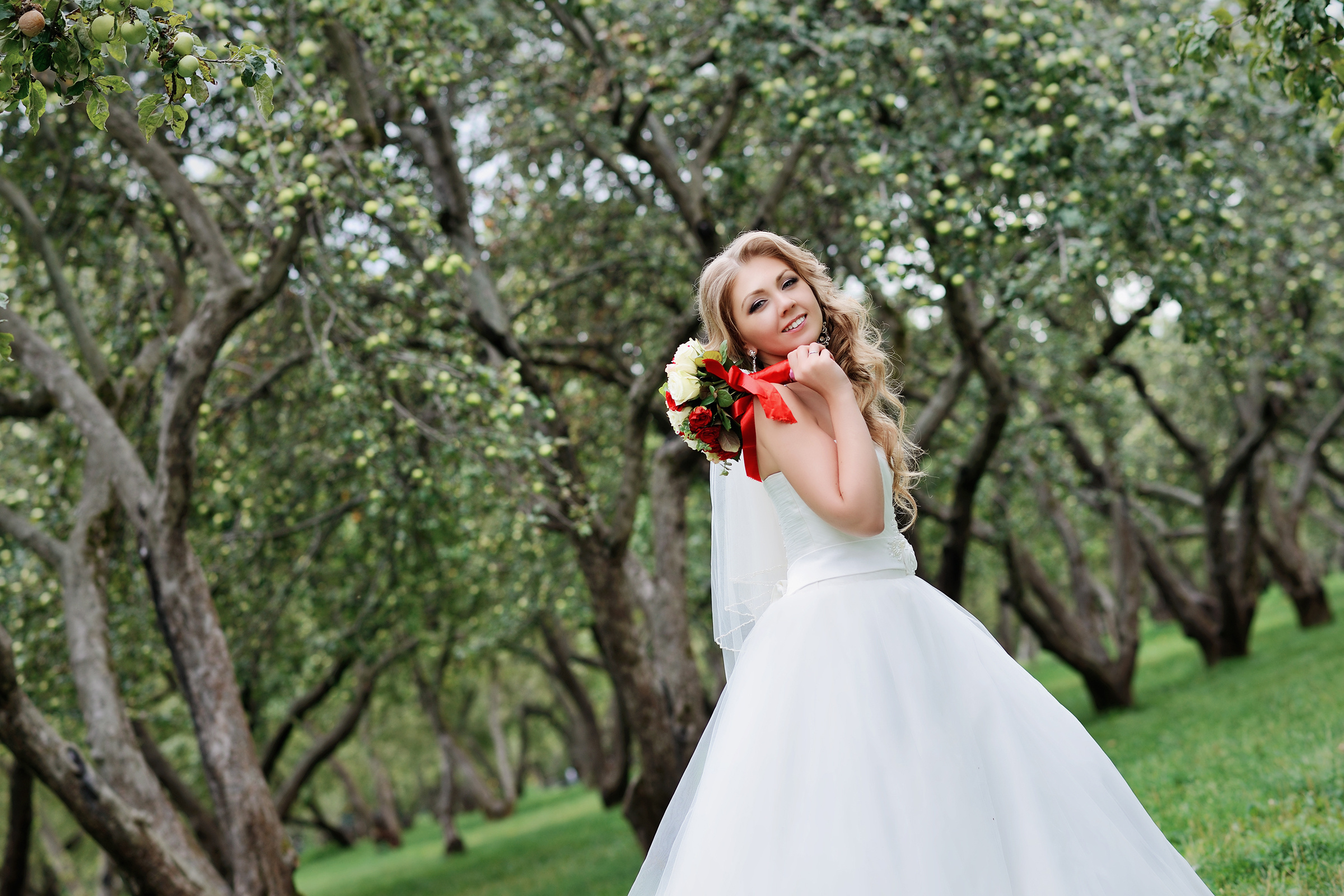 свадебная фотосессия в усадьбе коломенское