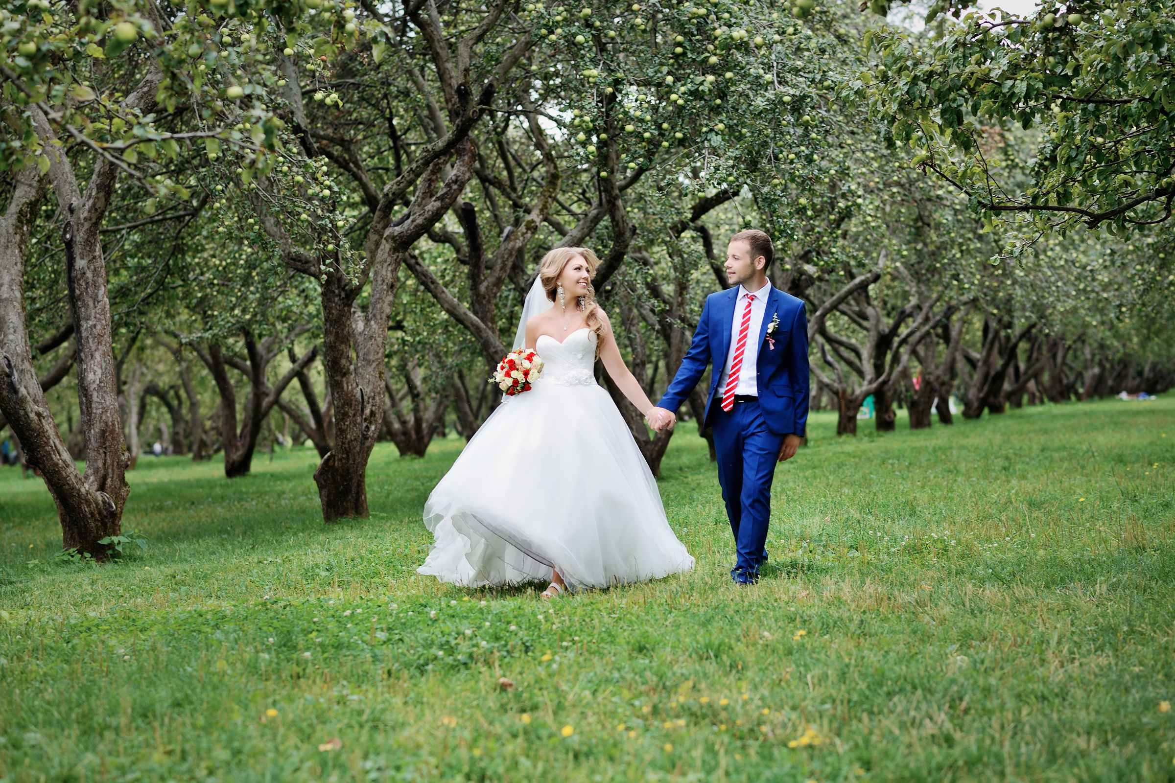 свадебная фотосессия в усадьбе коломенское