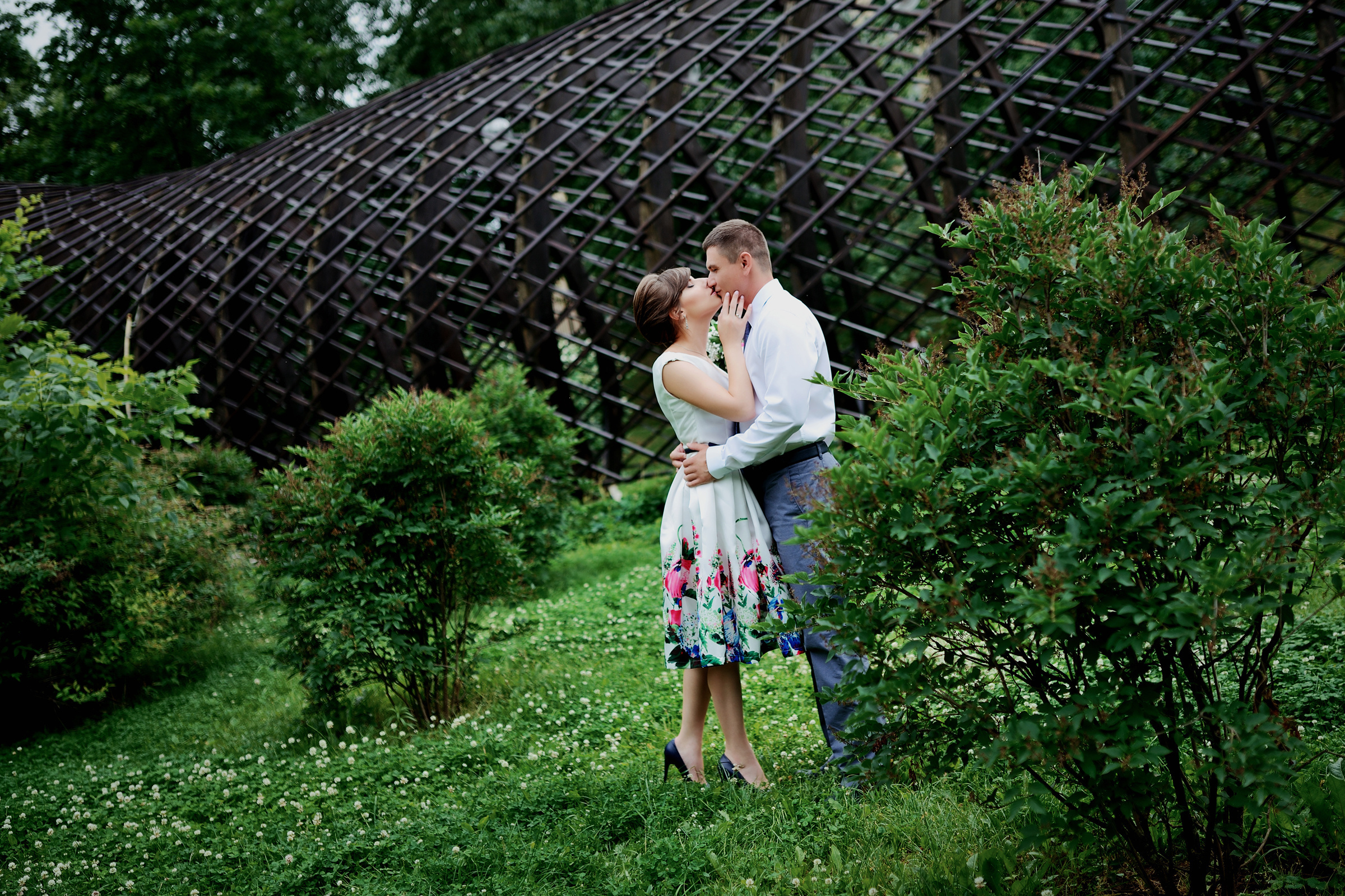 свадебная фотосессия нескучный сад