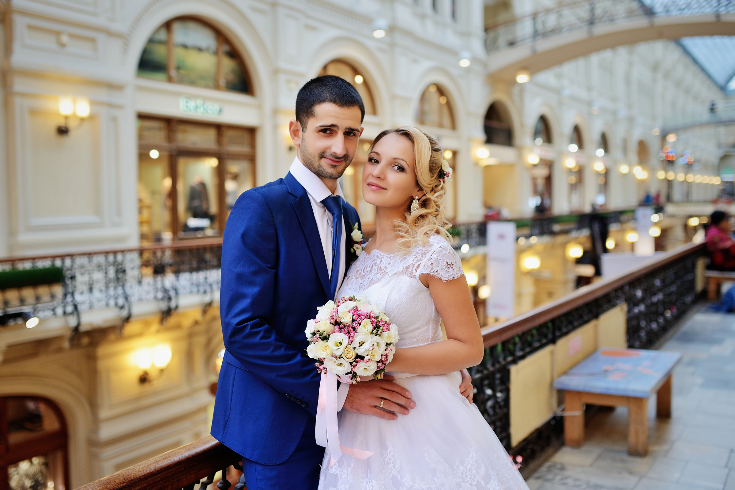 Свадебная фотосессия в ГУМе