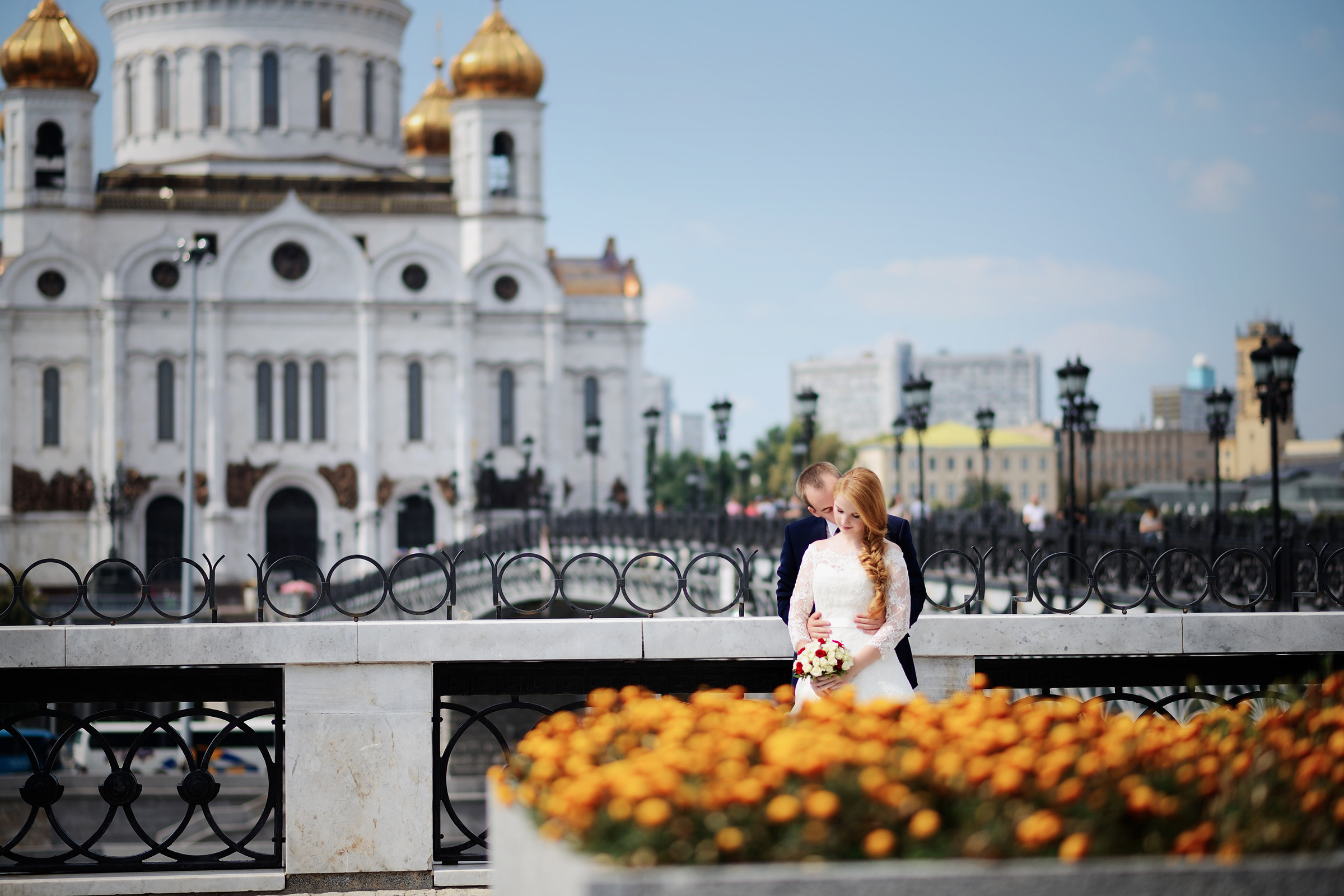 свадебная фотосессия храм Христа Спасителя
