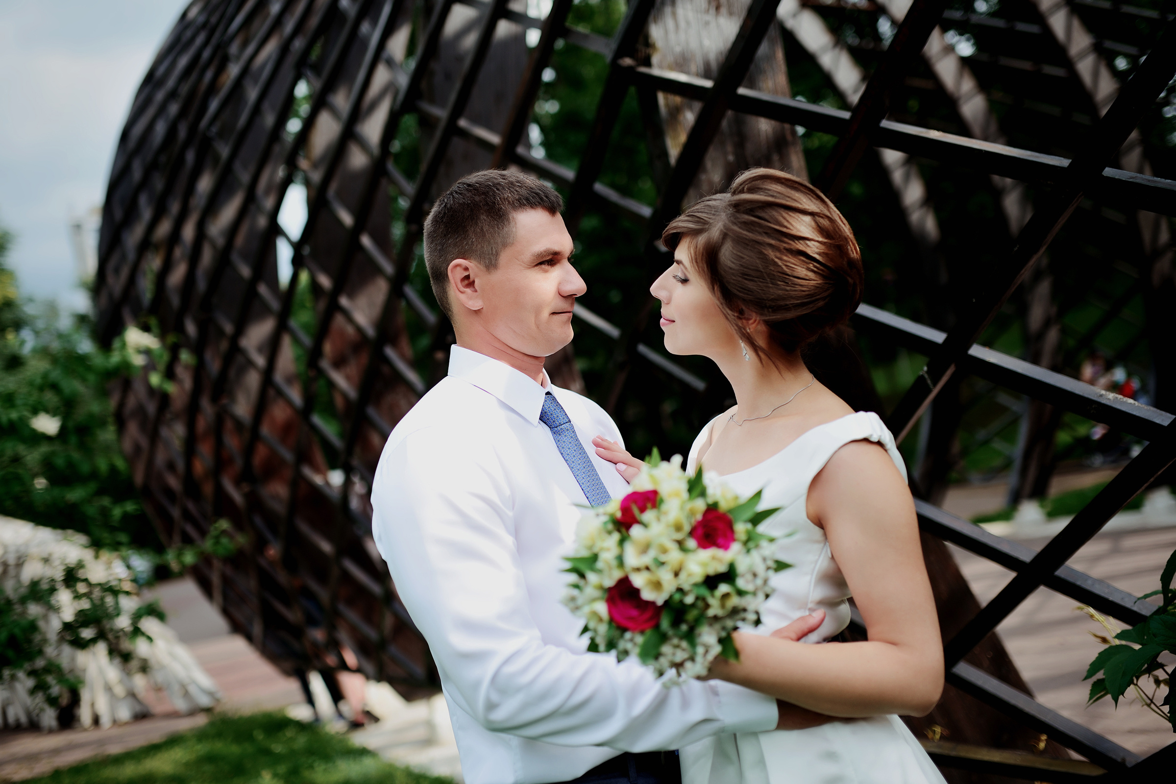 свадебная фотосессия нескучный сад