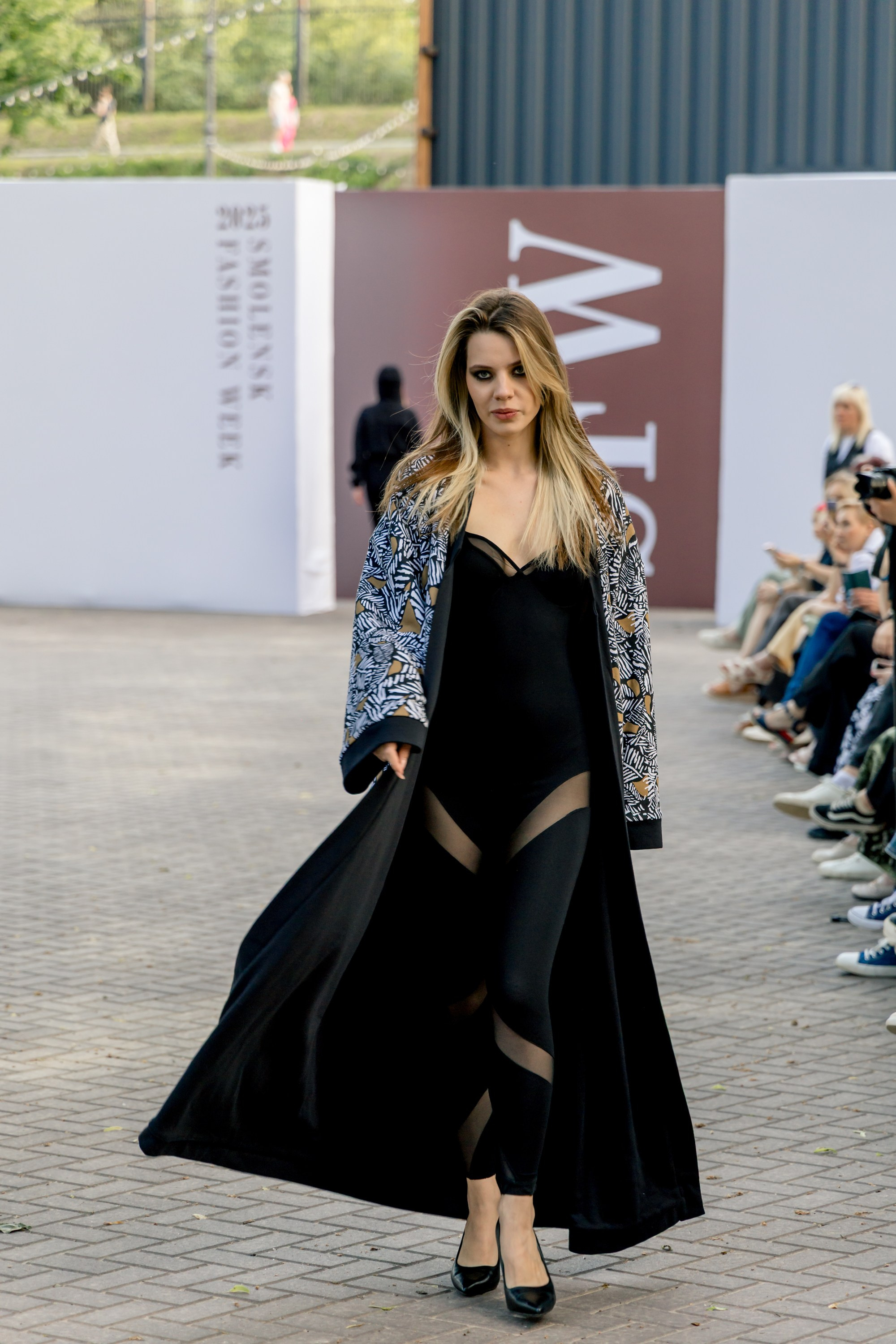 Smolensk Fashion Week 2025_показы_ДЕНЬ 1_ВЕЧЕРНИЙ ПОКАЗ_19:00. Главная