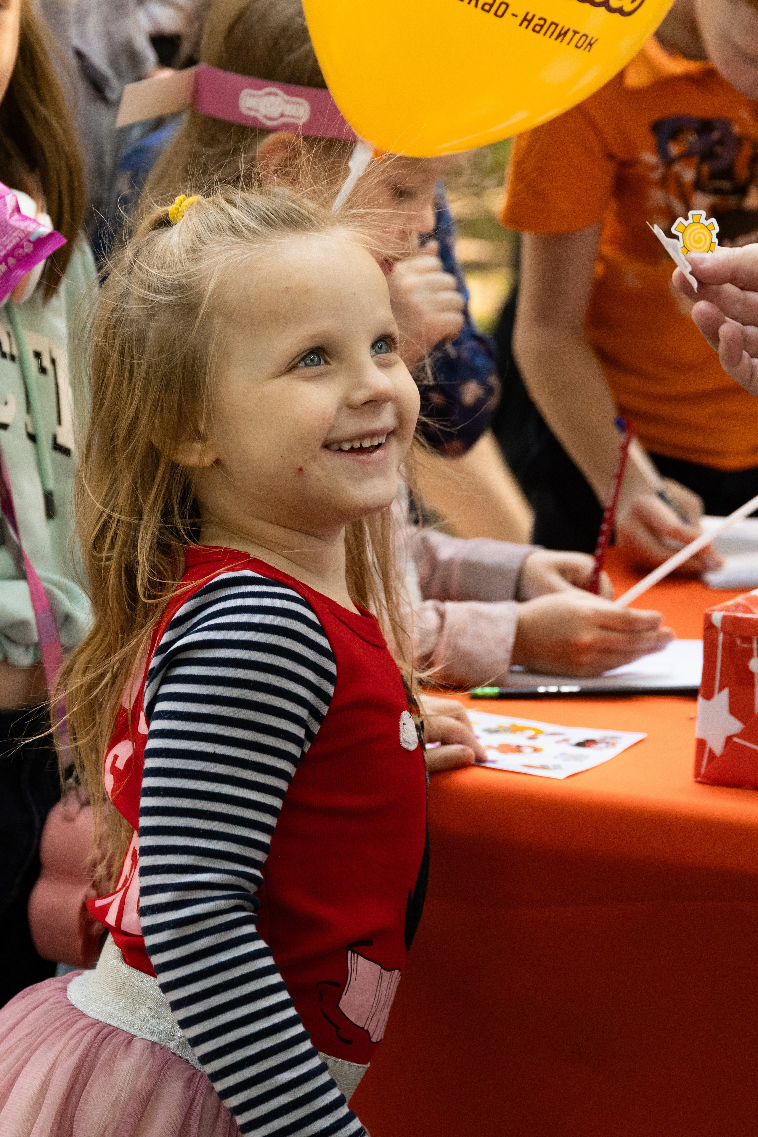 1 июня. День защиты детей и Фестиваль МногоЮность. Выпускные фотоальбомы в Москве и Московской области