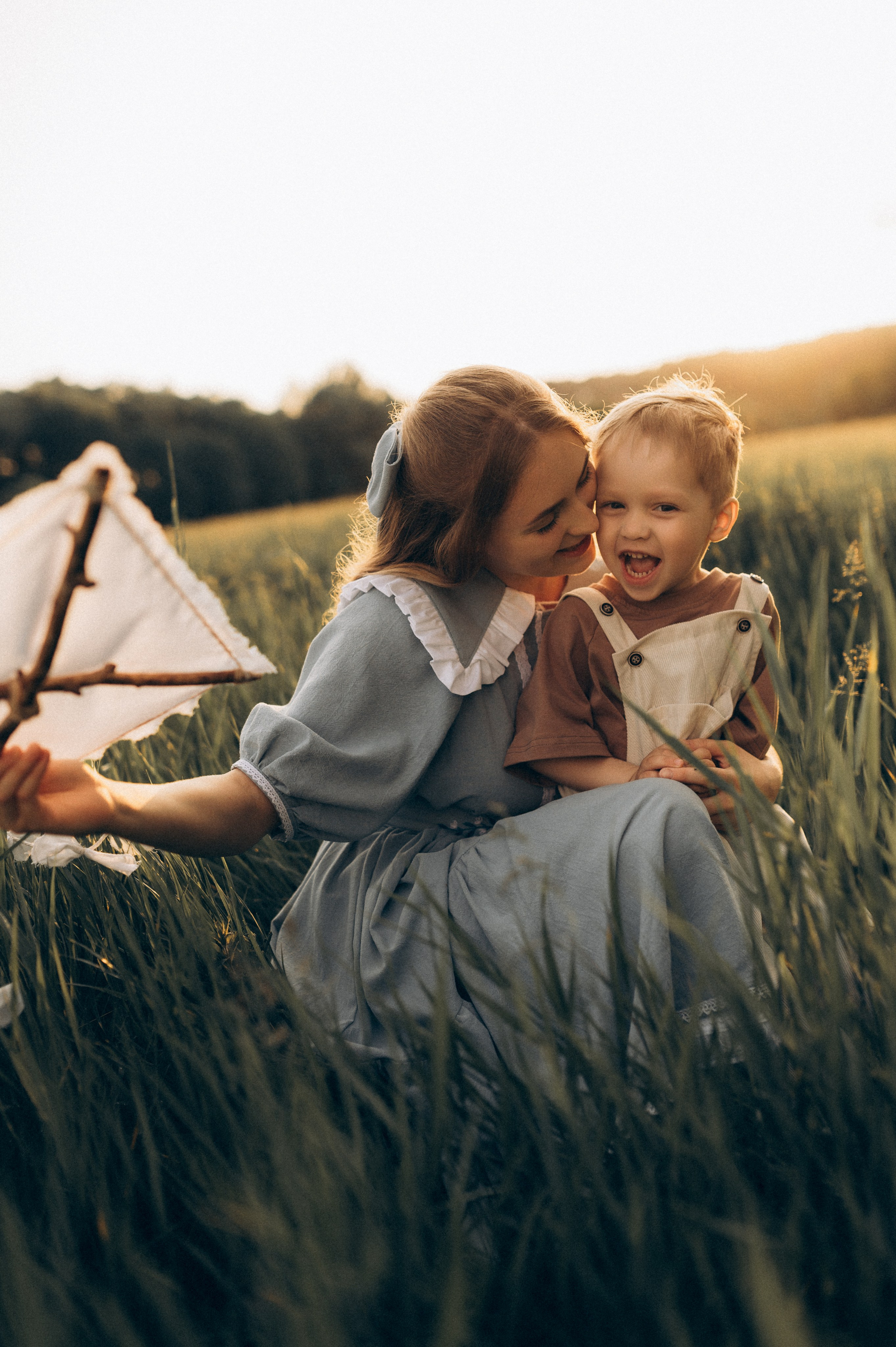 Фотосессия на природе мамы и сына. Фотограф Алексин, Тула