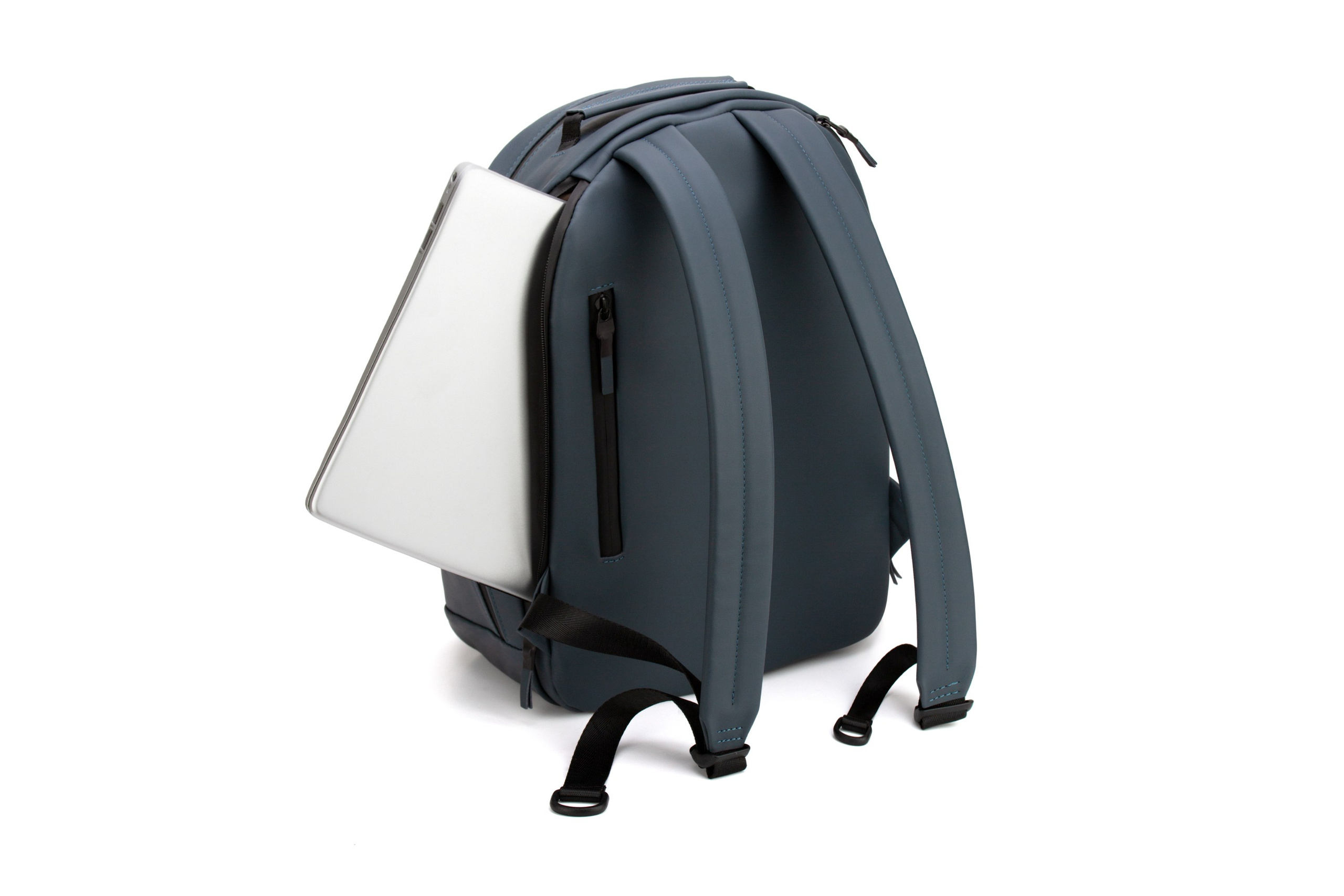 Сумки и рюкзаки. Предметная и каталожная съемка в Москве!