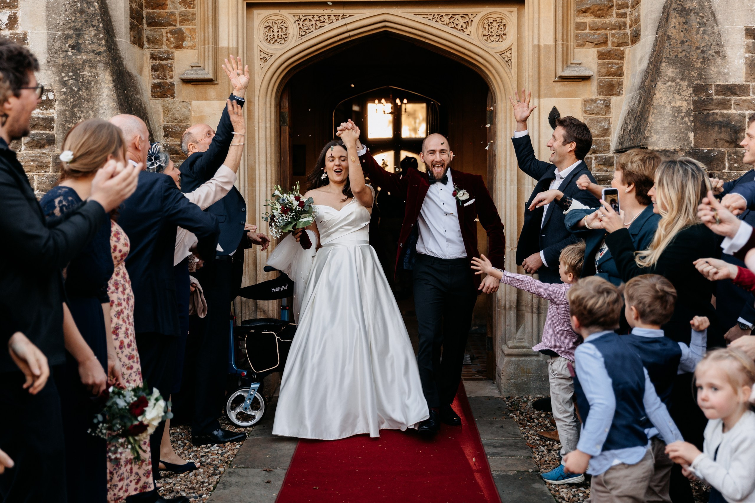 Hartsfield Manor Wedding. Moments Catchers — Wedding Photography & Video Duo in London