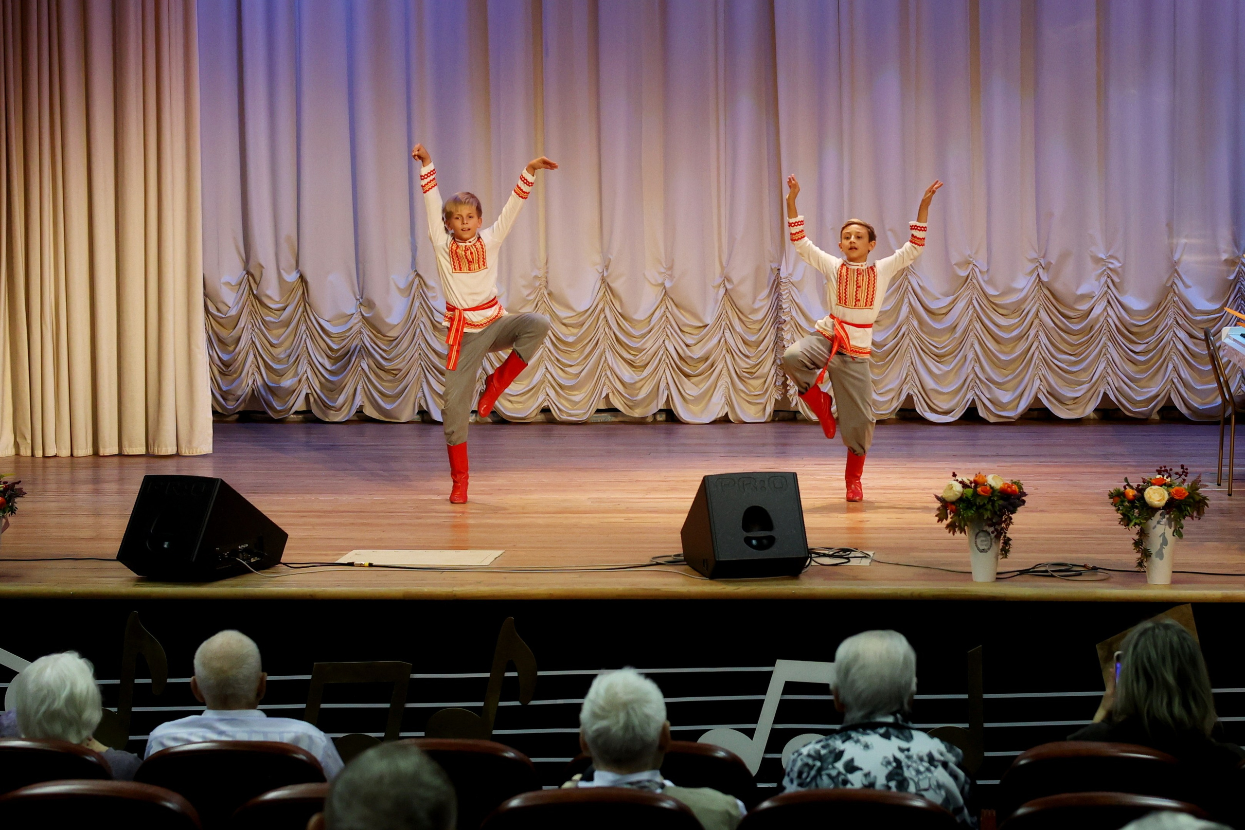Концерт «От сердца к сердцу» для ветеранов 11.10.2023. Профессиональный фотограф в Москве Алёна Котова