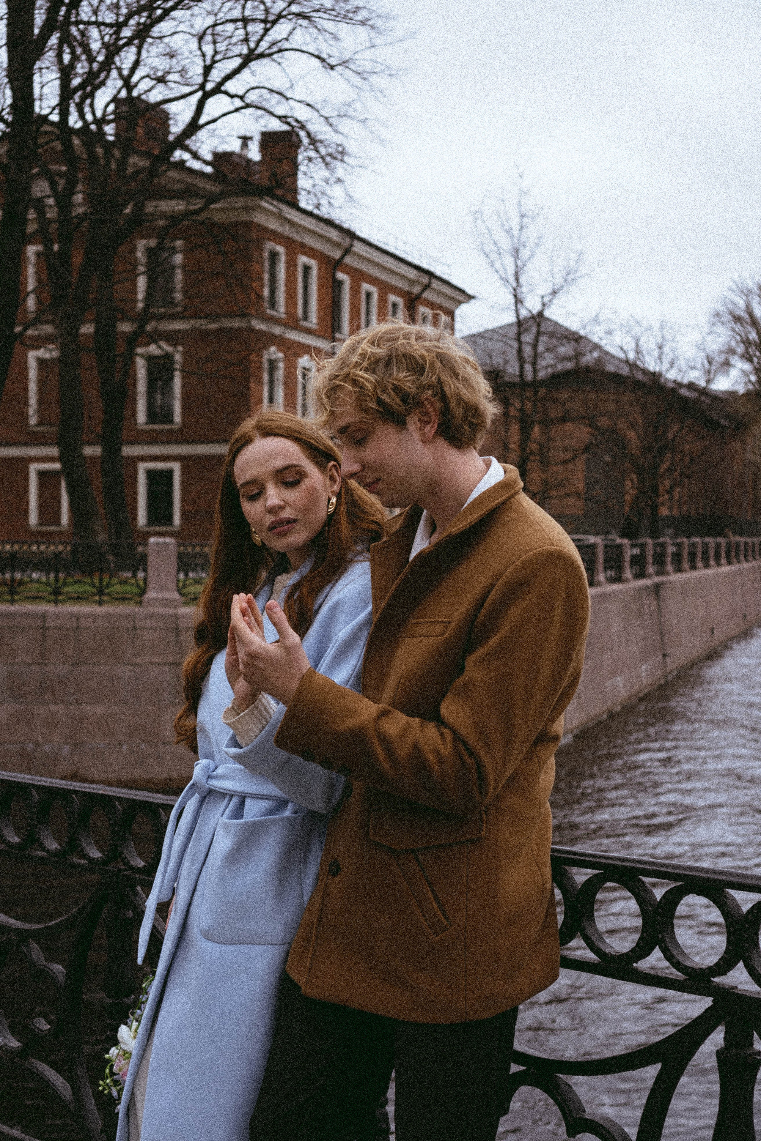 СВАДЕБНАЯ ПРОГУЛКА ПО ПЕТРОГРАДКЕ ВЕСНОЙ (ФОТОСЕССИИЯ ПАРЫ СВАДЕБНАЯ). Профессиональный фотограф, Санкт-Петербург — Виктория Богомолова