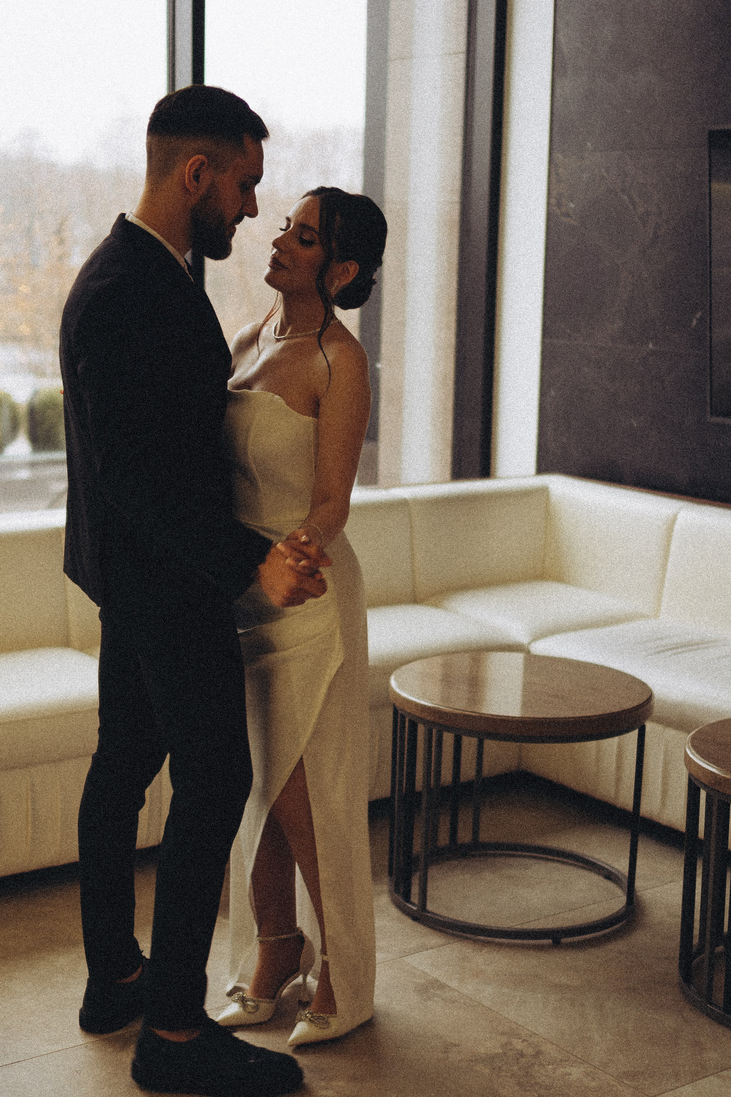 СВАДЕБНАЯ СЬЕМКА СБОРОВ ЖЕНИХА И НЕВЕСТЫ В ОТЕЛЕ И ТАКЖЕ ФОТОСЕССИИЯ В ОТЕЛЕЕ МЕГАПОЛИС БРЯНСК. Профессиональный фотограф, Санкт-Петербург — Виктория Богомолова