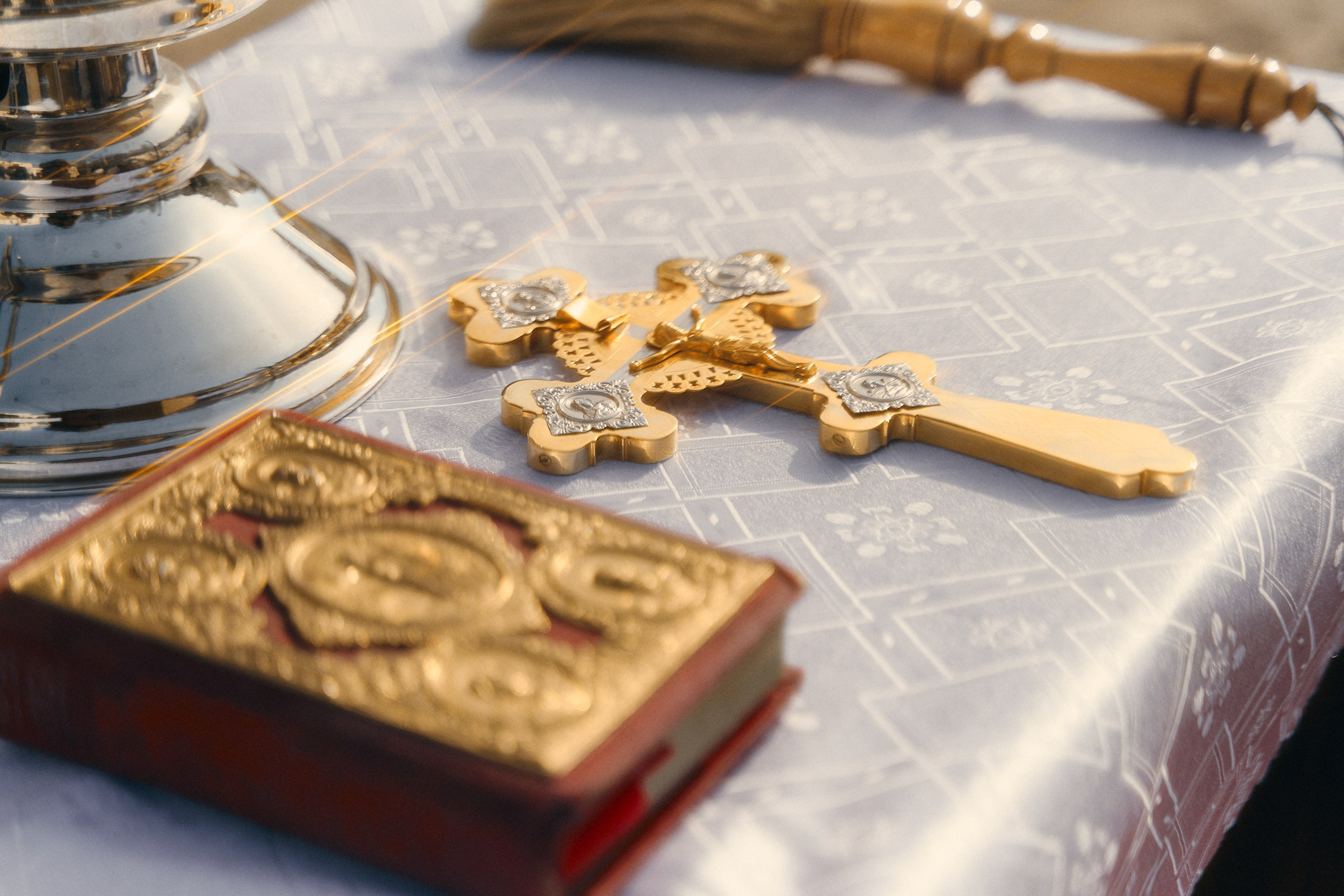 Освящены четыре накупольных креста для Георгиевской церкви в Торжке