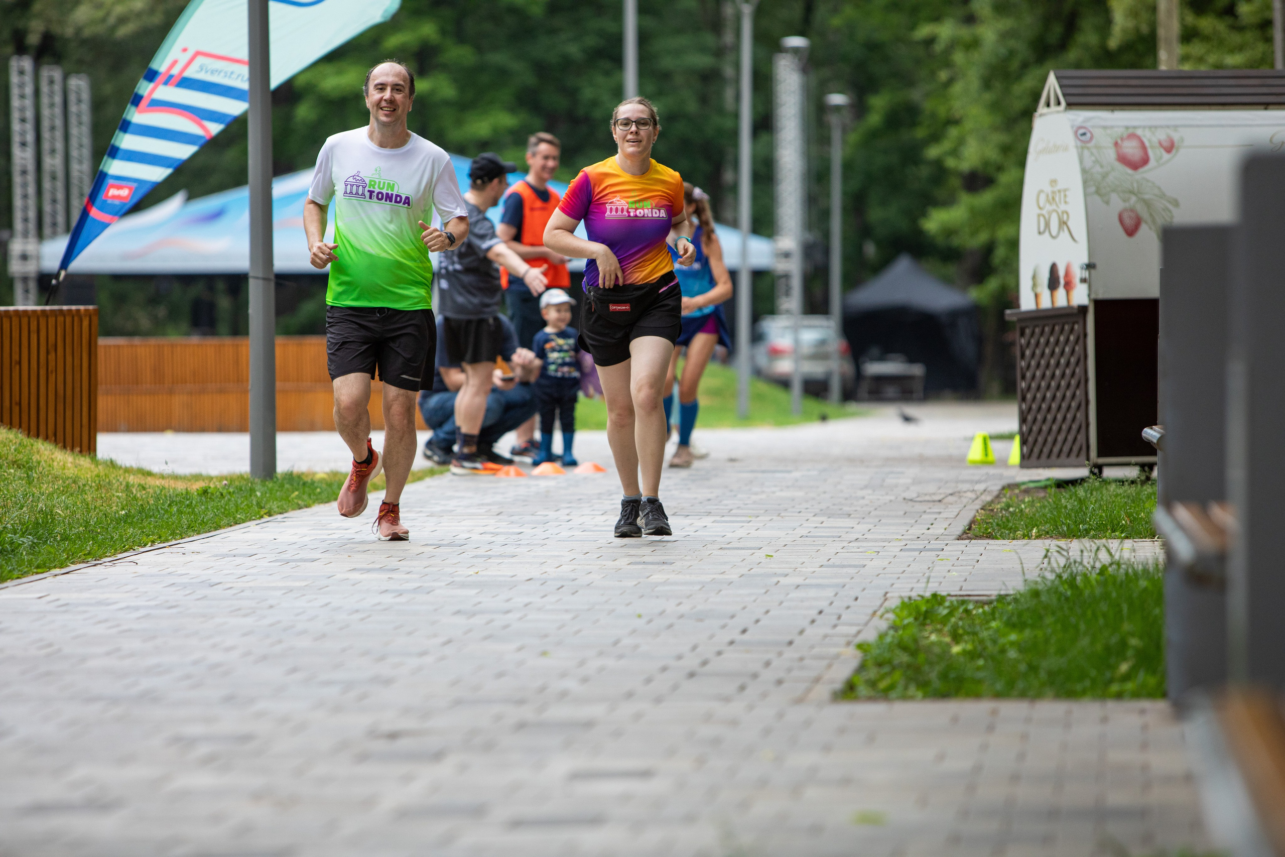 5 вёрст в Химках в День России, 12.06.24. Фотограф Сергей Ловкий