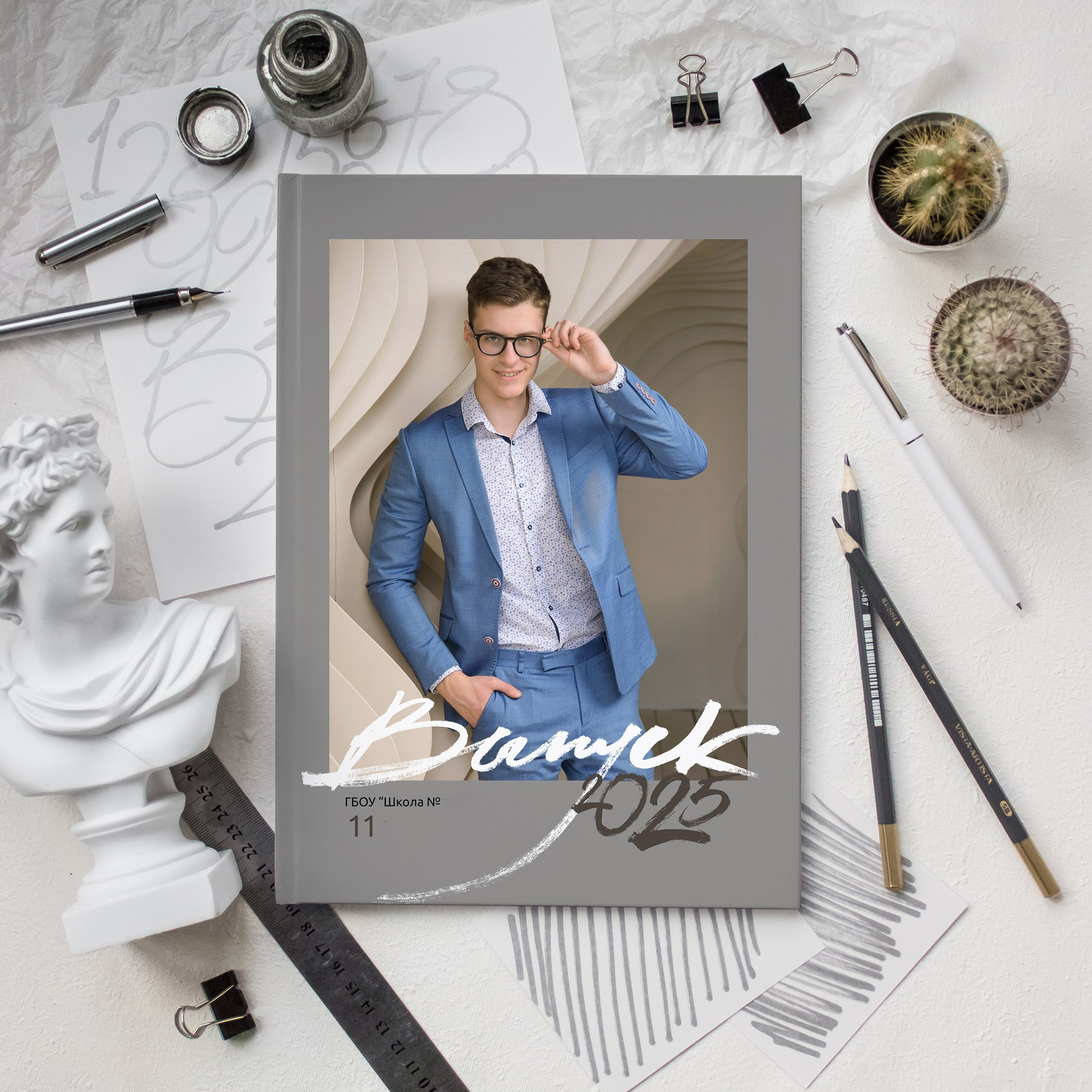 11 класс. Школьный фотограф и фотограф в детском саду