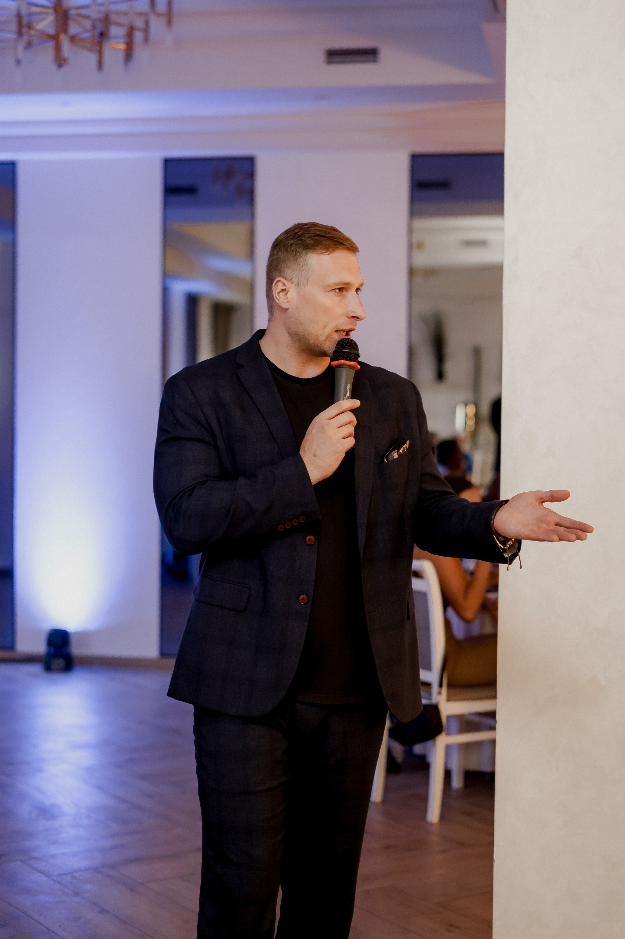 Андрей и Олеся. Фотограф Валерия Крахмалева