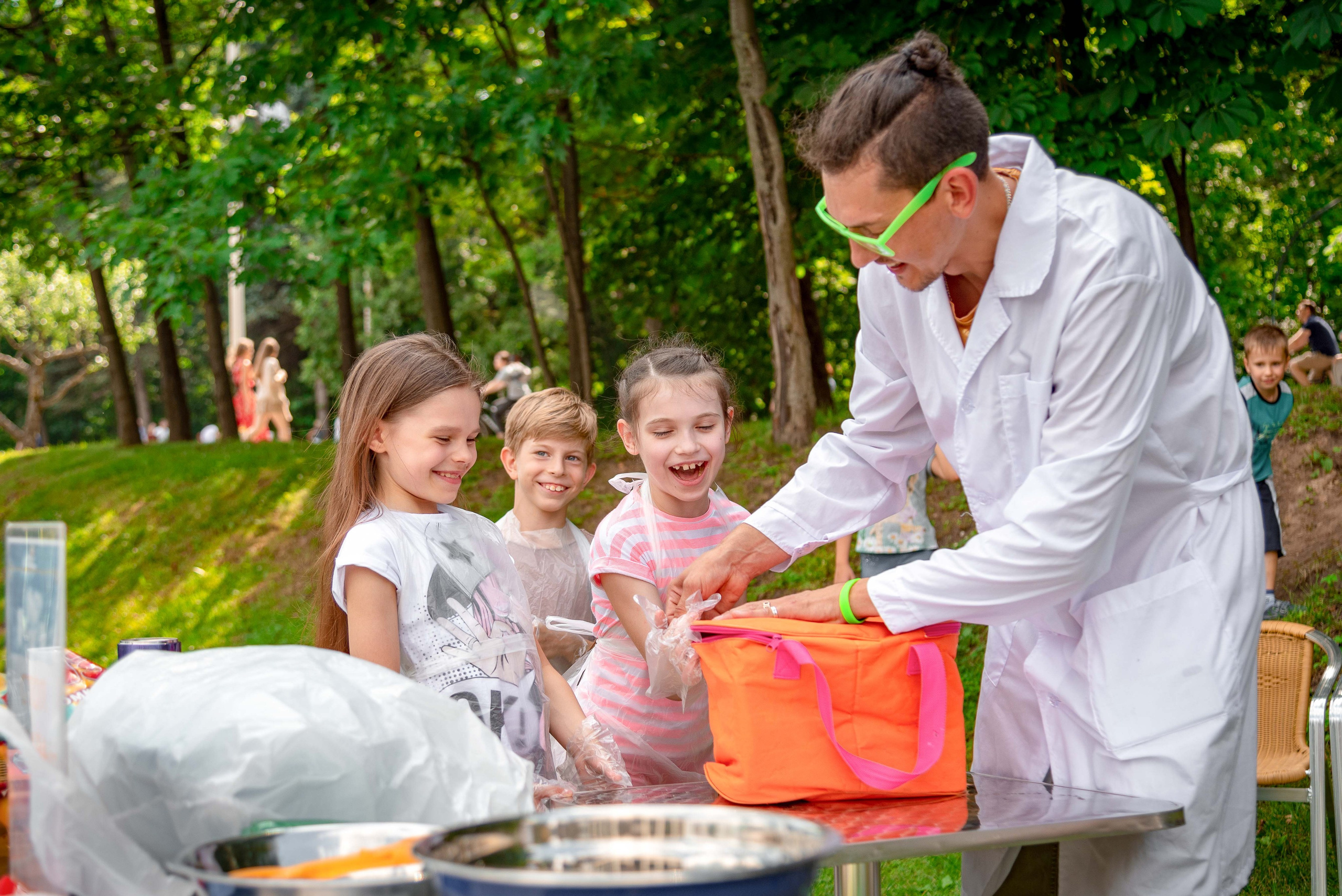 Репортажный фотограф на День рождения. г.Москва, от 5000р/час. Интерьерный & Репортажный фотограф Озеров Денис, г. Москва