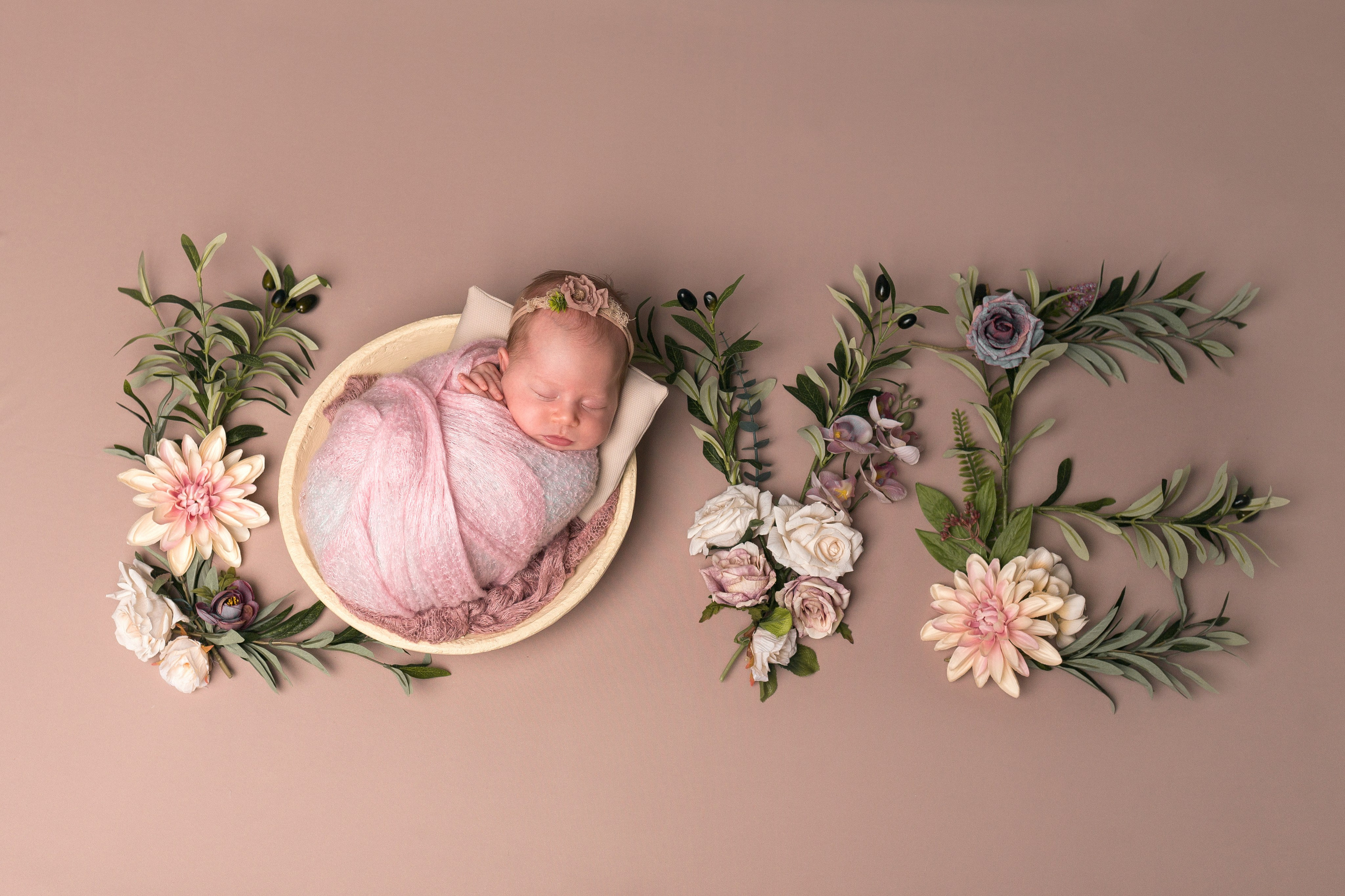 Девочки. Фотограф новорожденных в Омске Анастасия Моисеева