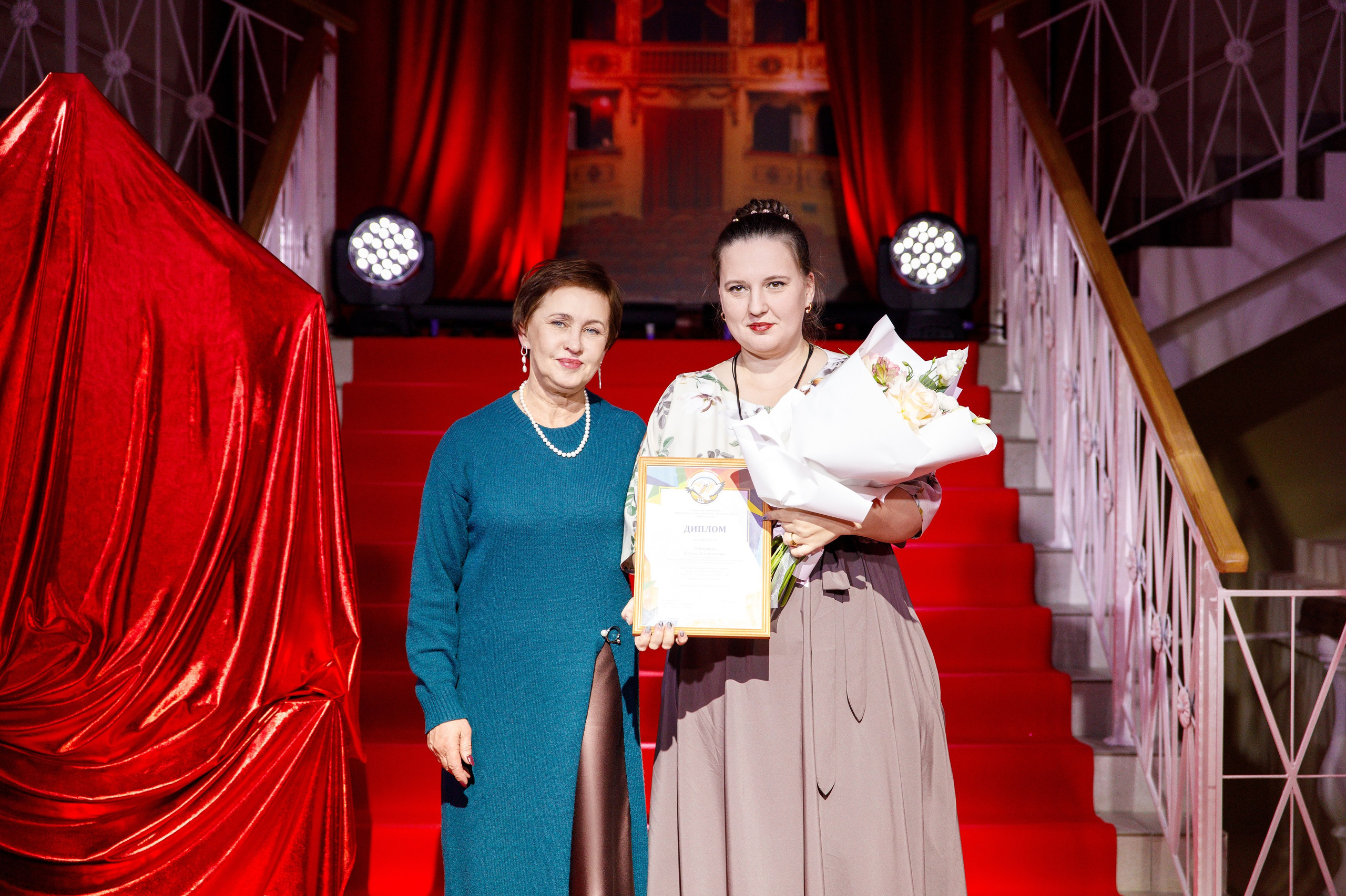 Награждение победителя конкурса «Учитель Года» г. Горнозаводск. Фотограф Дмитрий Молчанов | Фотограф Пермь | Фотограф