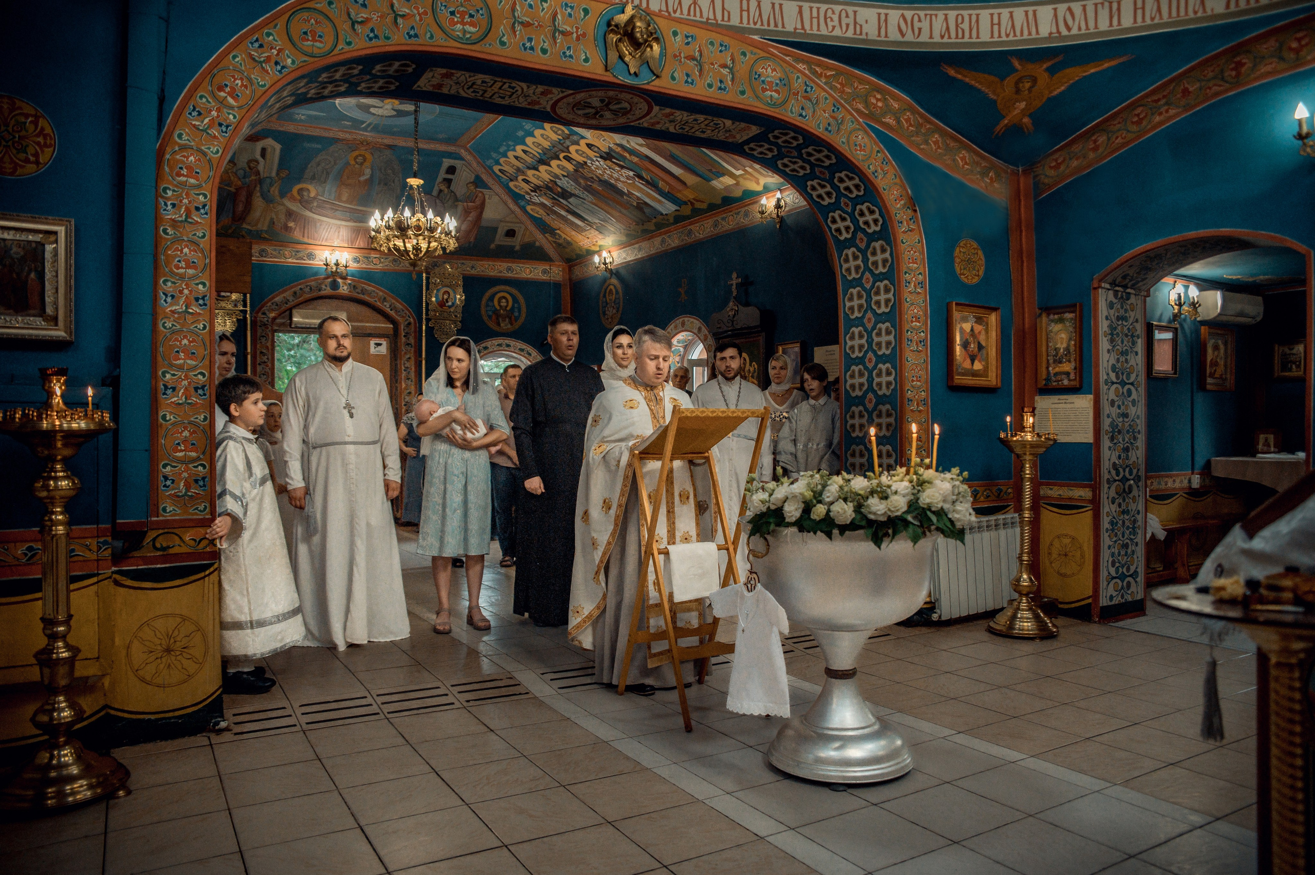 Таинство Крещения Филиппа, Храм святых Новомучеников и Исповедников Российских г. Волжский. Церковный, семейный и репортажный фотограф Волгоград, Волжский