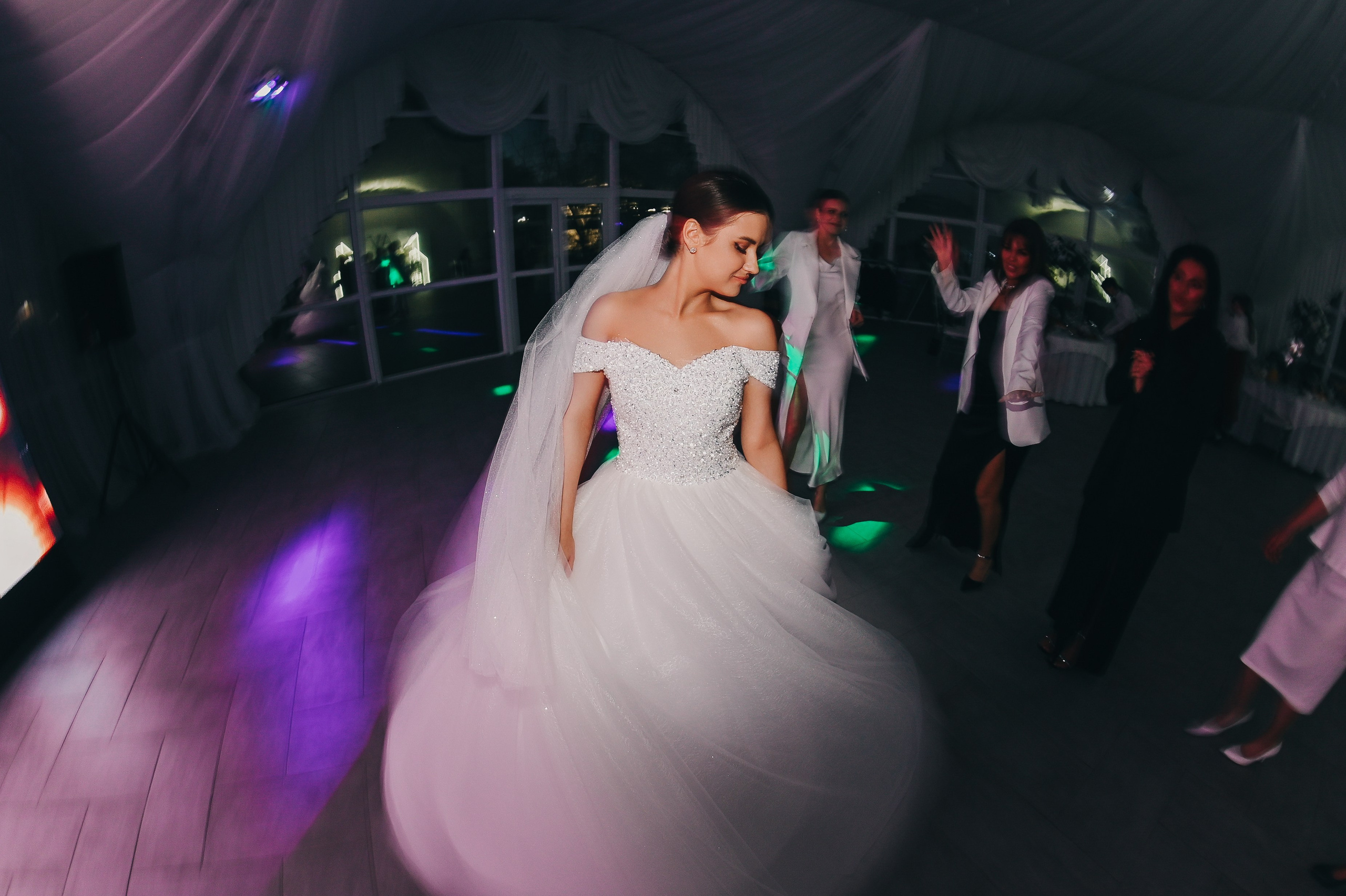 Свадьба Виктории и Александра. Свадебный и семейный фотограф Любава в Кургане