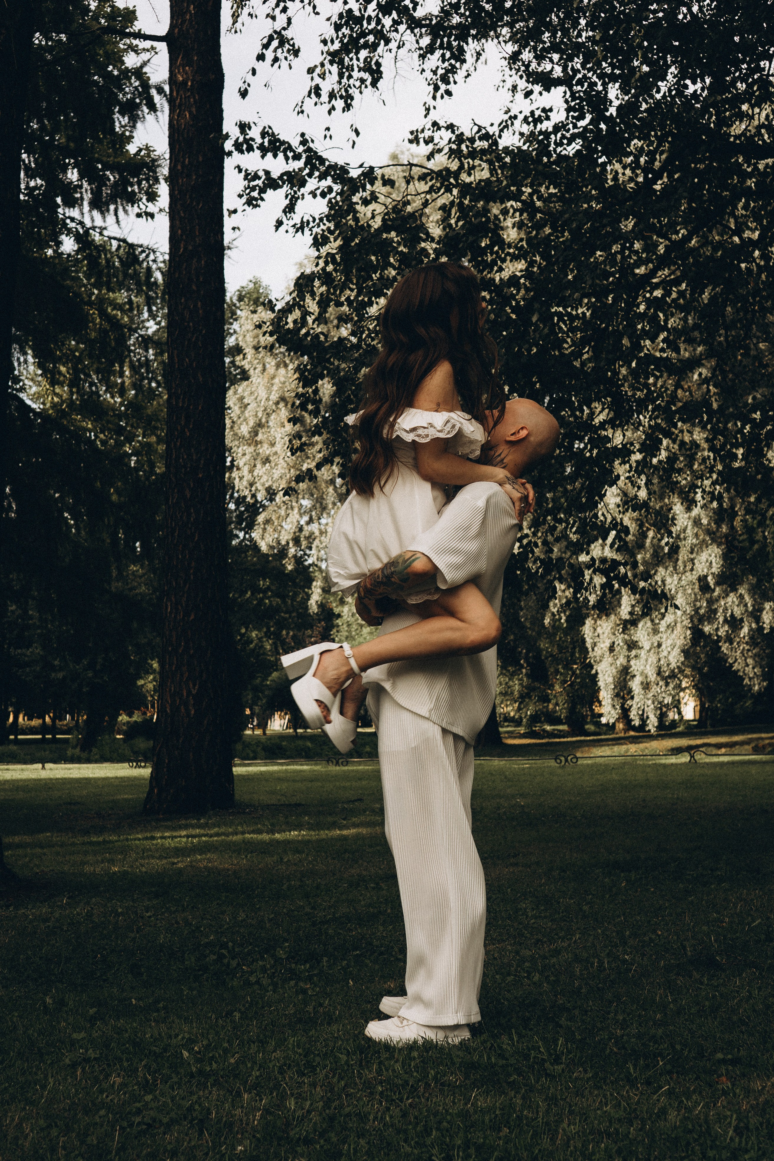 СВАДЕБНАЯ ПРОГУЛКА ПО ТАВРИЧЕСКОМУ САДУ И НЕВСКОЙ РАТУШЕ. Профессиональный фотограф, Санкт-Петербург — Виктория Богомолова