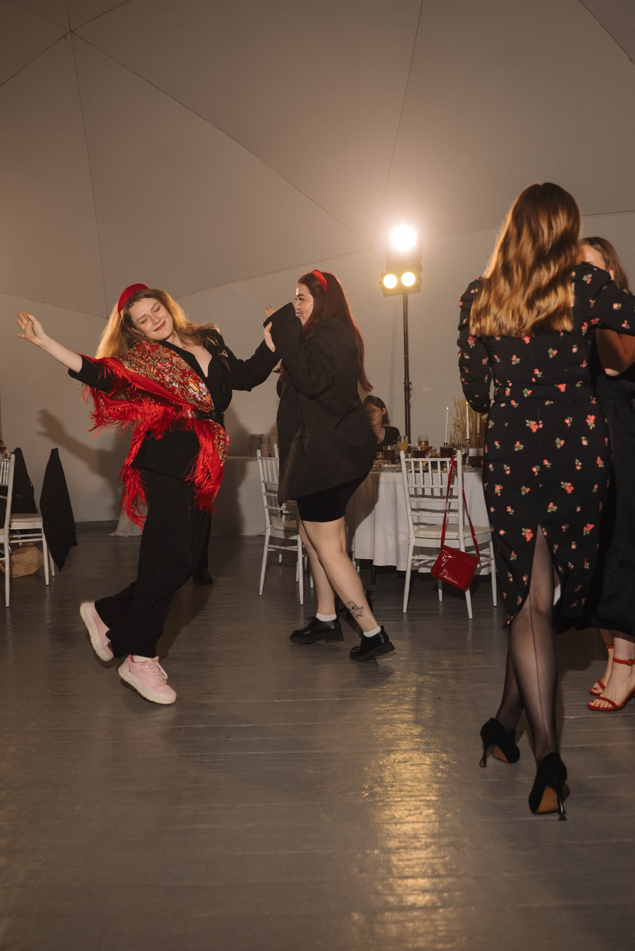 И СТАЛИ ОНИ ЖИТЬ ПОЖИВАТЬ. Фотограф в Тюмени Марьяна Чирикова