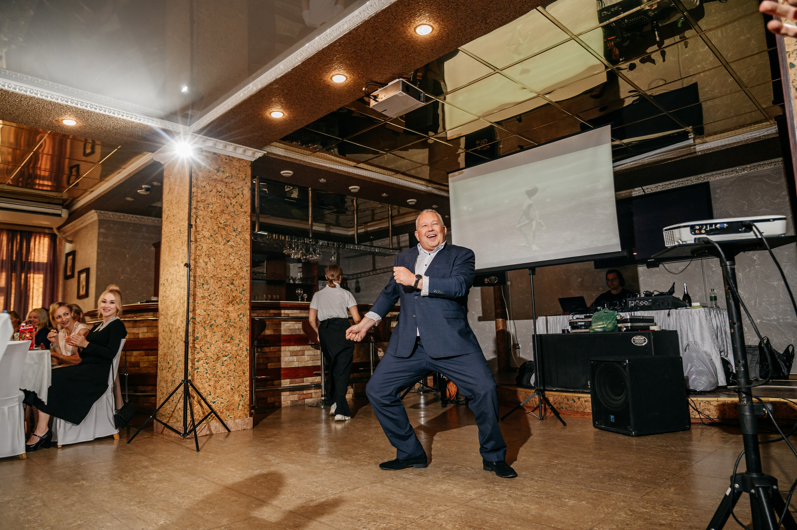 Выпускной СОШ 47. Фотограф Владивосток. Игорь Кирсанов