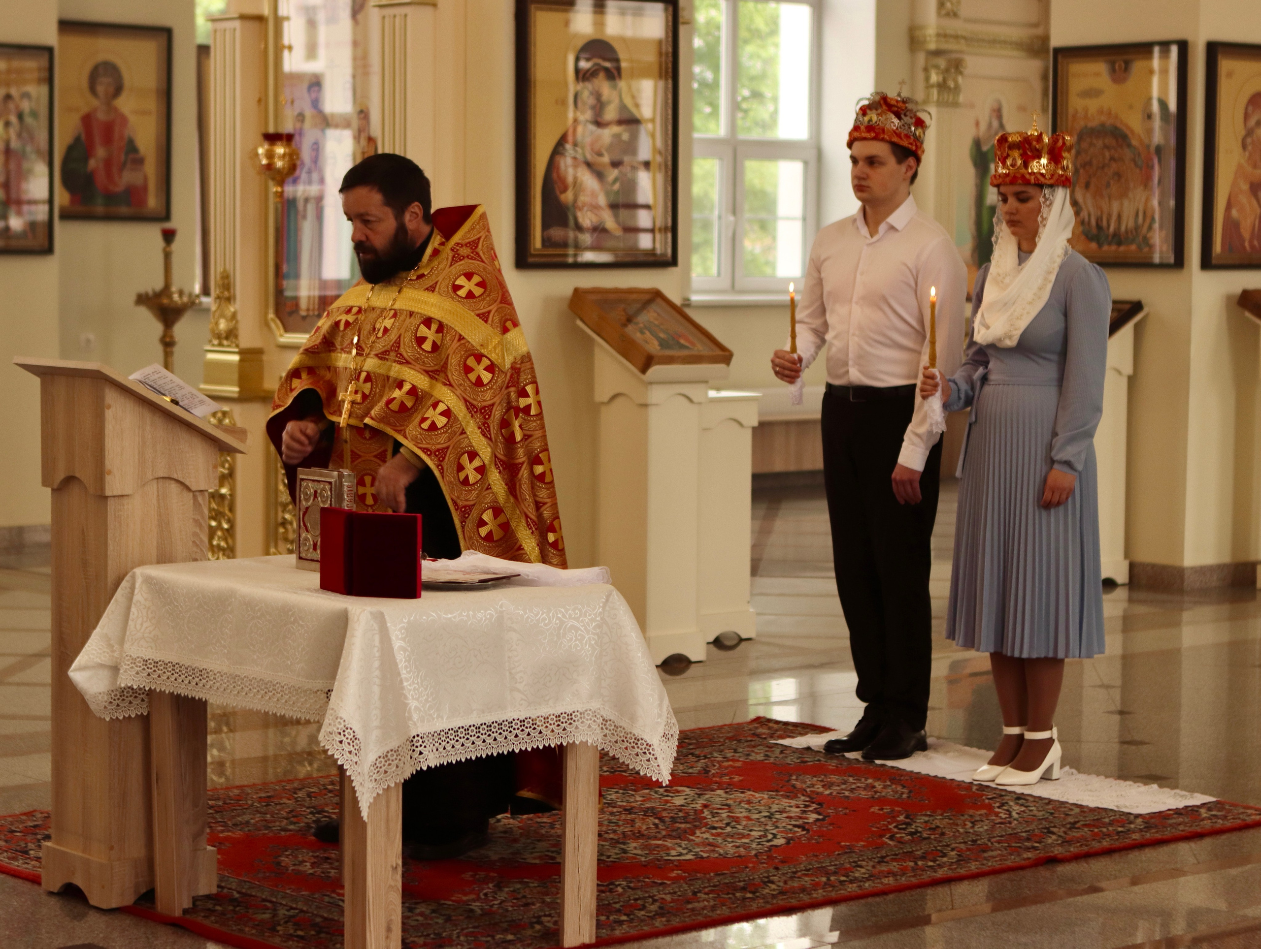 Екатерина и Александр — таинство венчание. Фотограф в Курске Смирнов Евгений