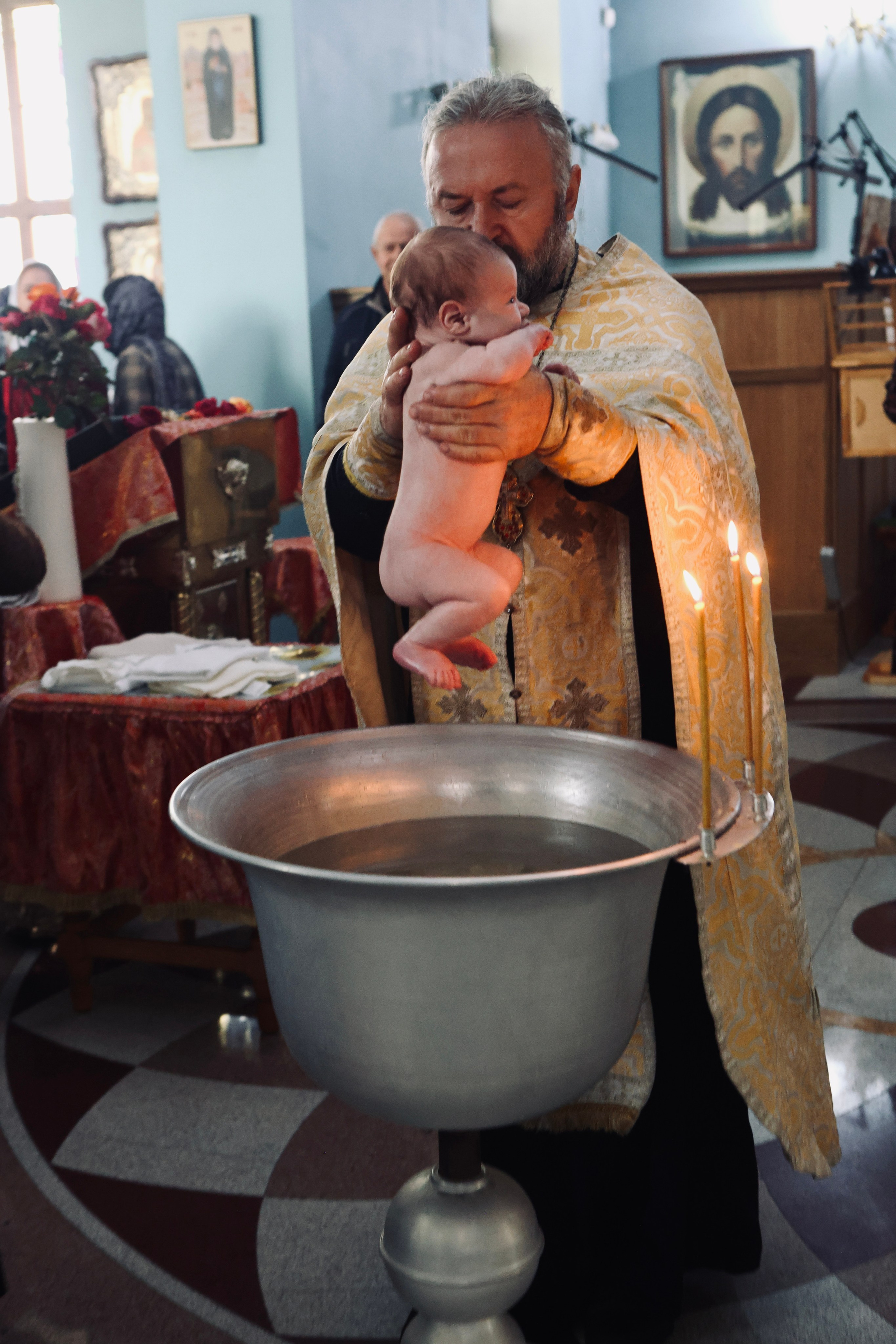 Яна и Максим —крещение Михаила. Фотограф в Курске Смирнов Евгений