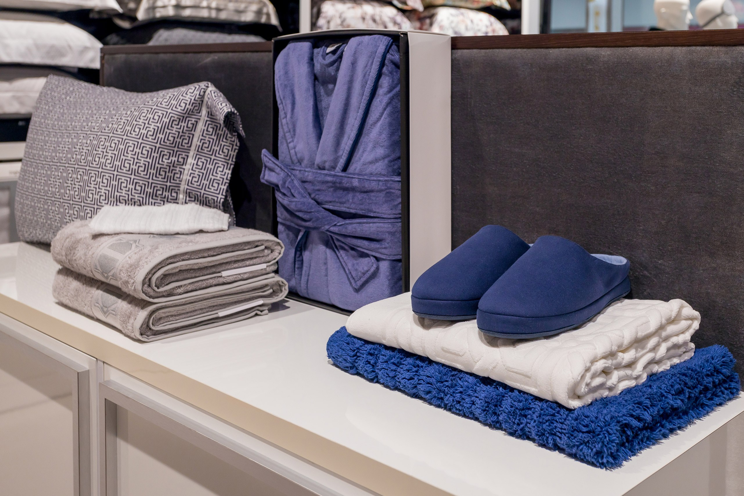 Shops. Interior photographer Vitalii in Portland and Vancouver