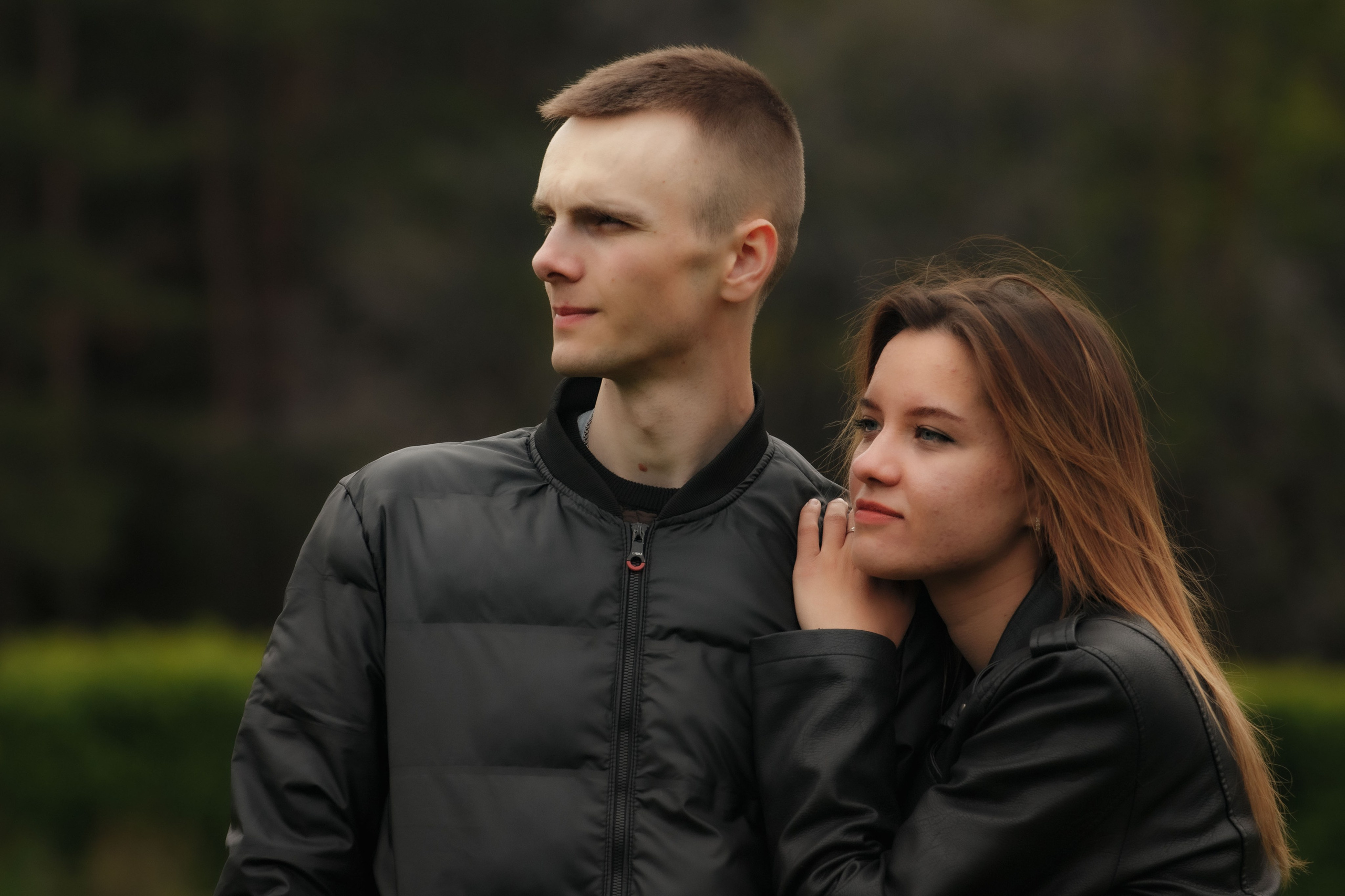 Бигль Старк и его хозяева Яна и Евгений. Фотограф Екатерина Козловская