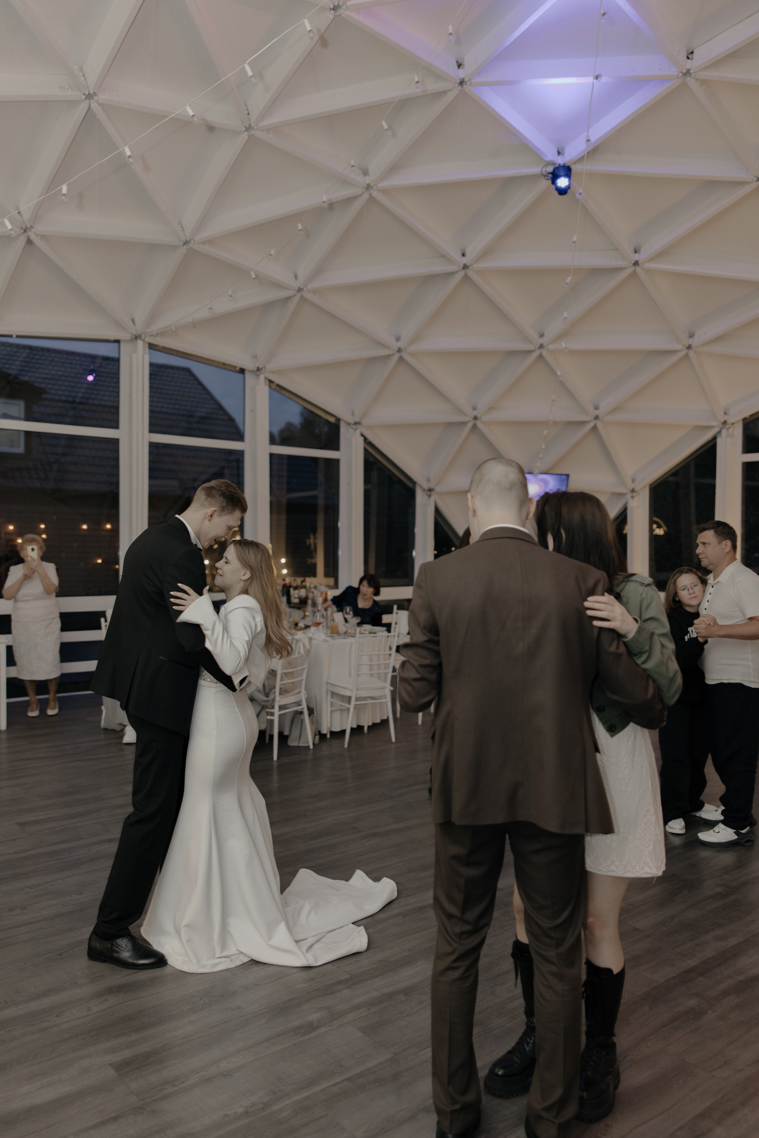 07.05.2024. RETOUCH-HOUSE