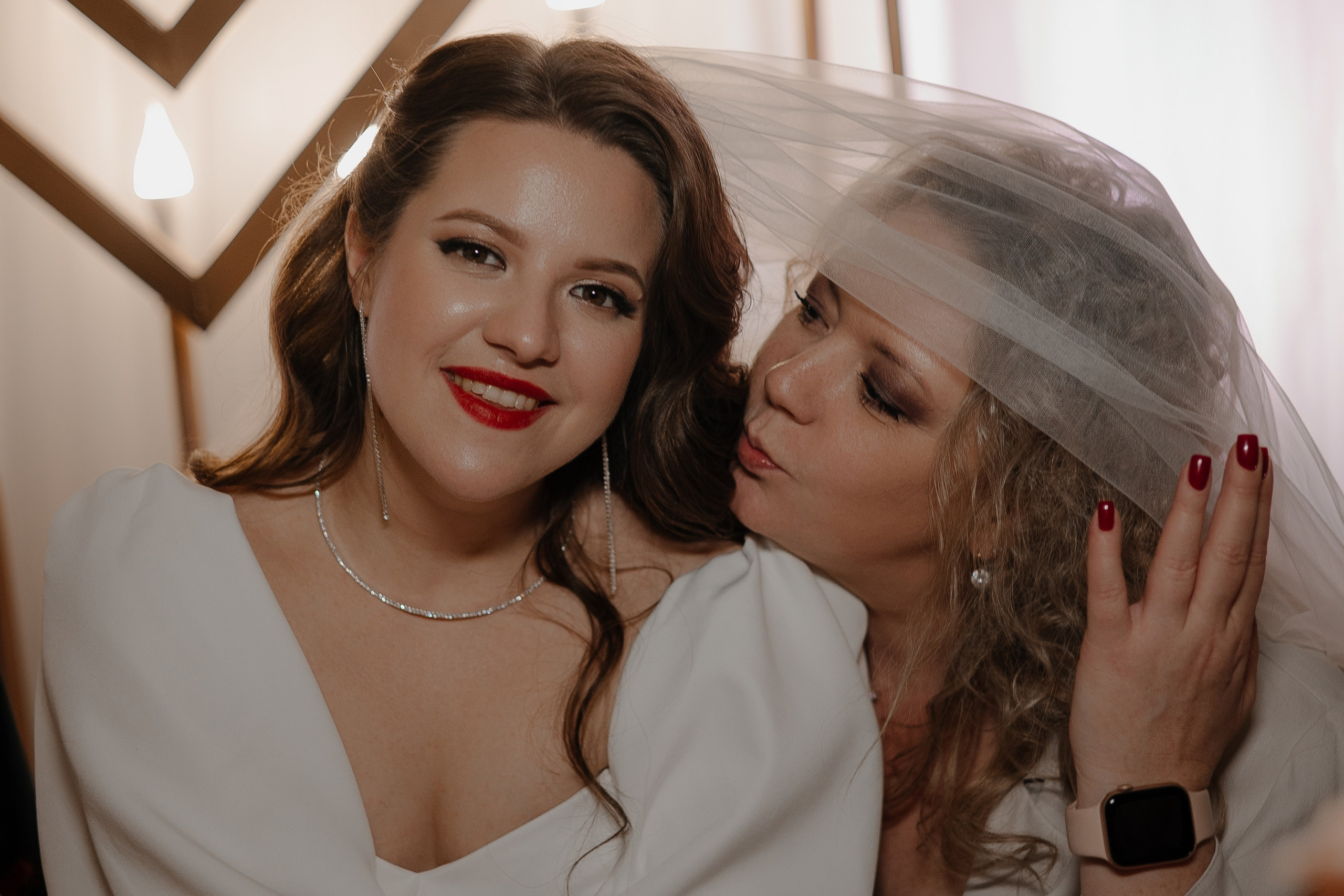 24.08.2024. RETOUCH-HOUSE