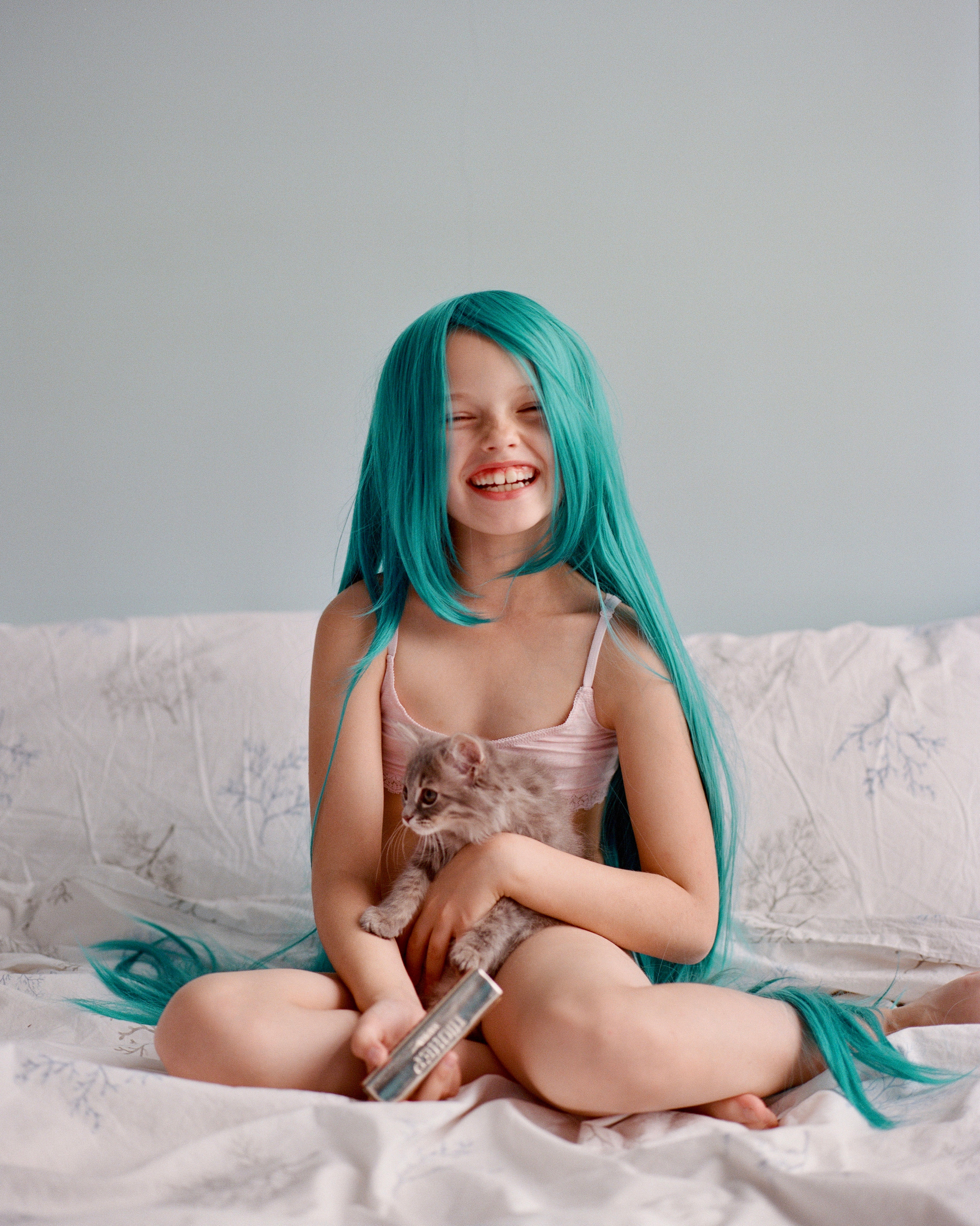 съемка для девочки в костюме русалки и Рапунцель