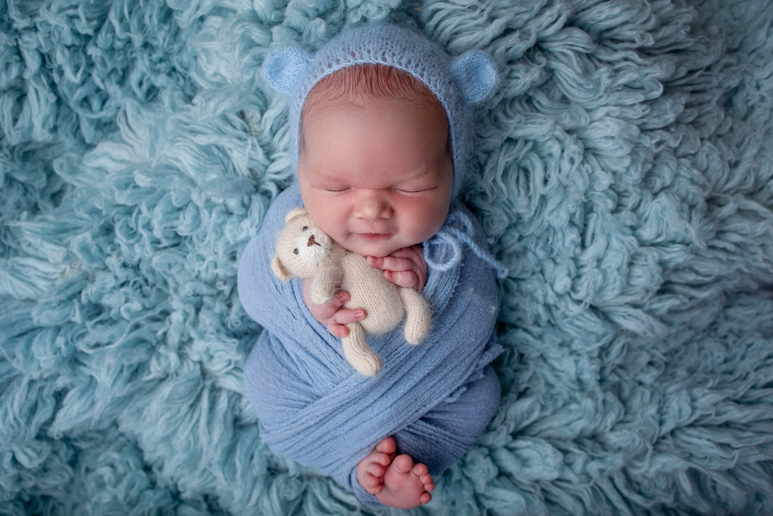 Нежная и милая фотосессия первых дней жизни Вашего ребенка в Минске. Фотограф новорождённых Минск — стоимость newborn фотосессии в Минске