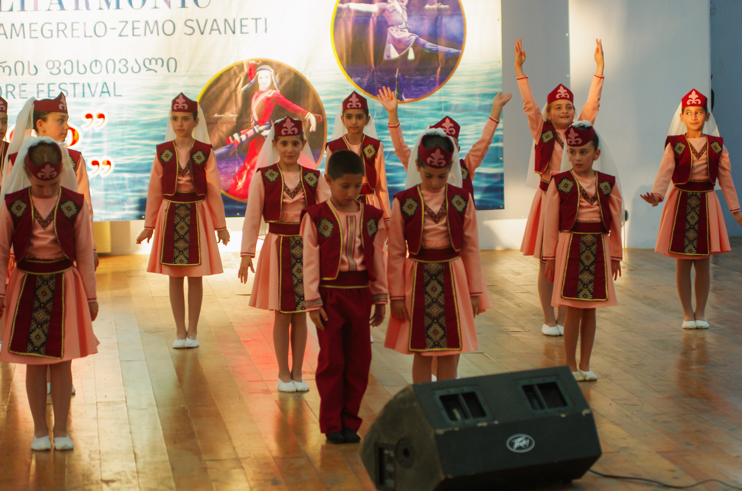 Кабулети Танцы. Портретный фотограф Денис Милютин